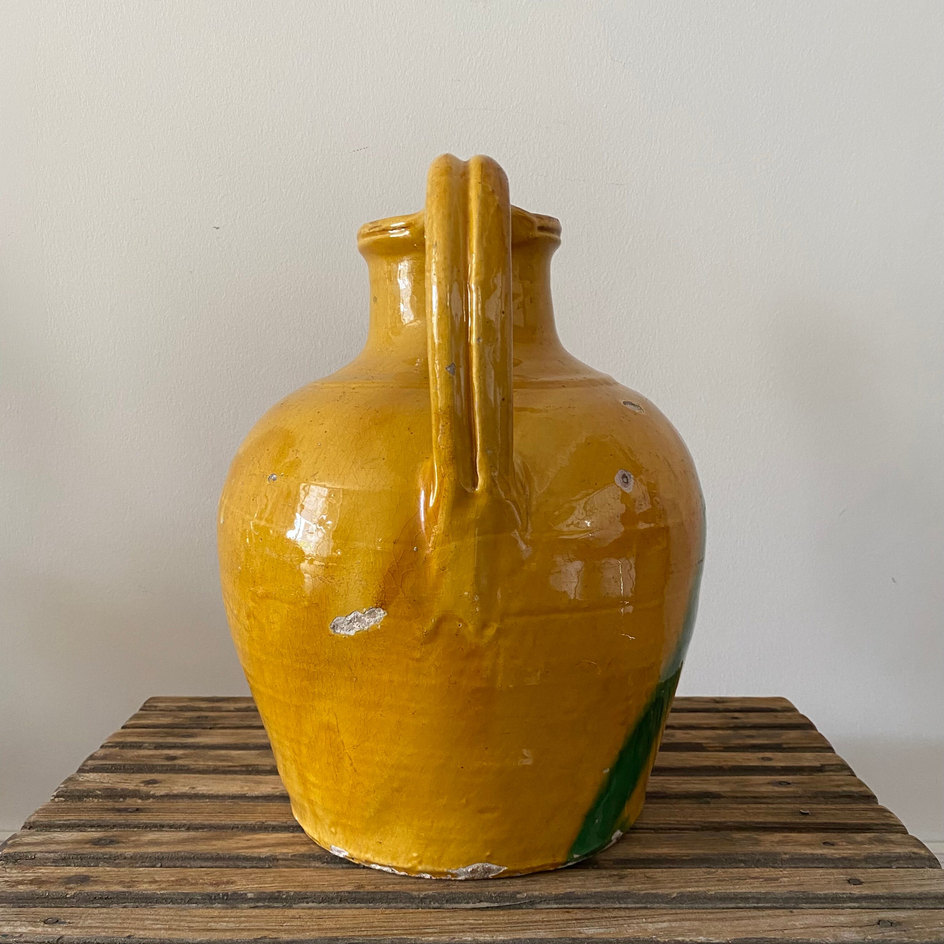 Yellow and green orjol