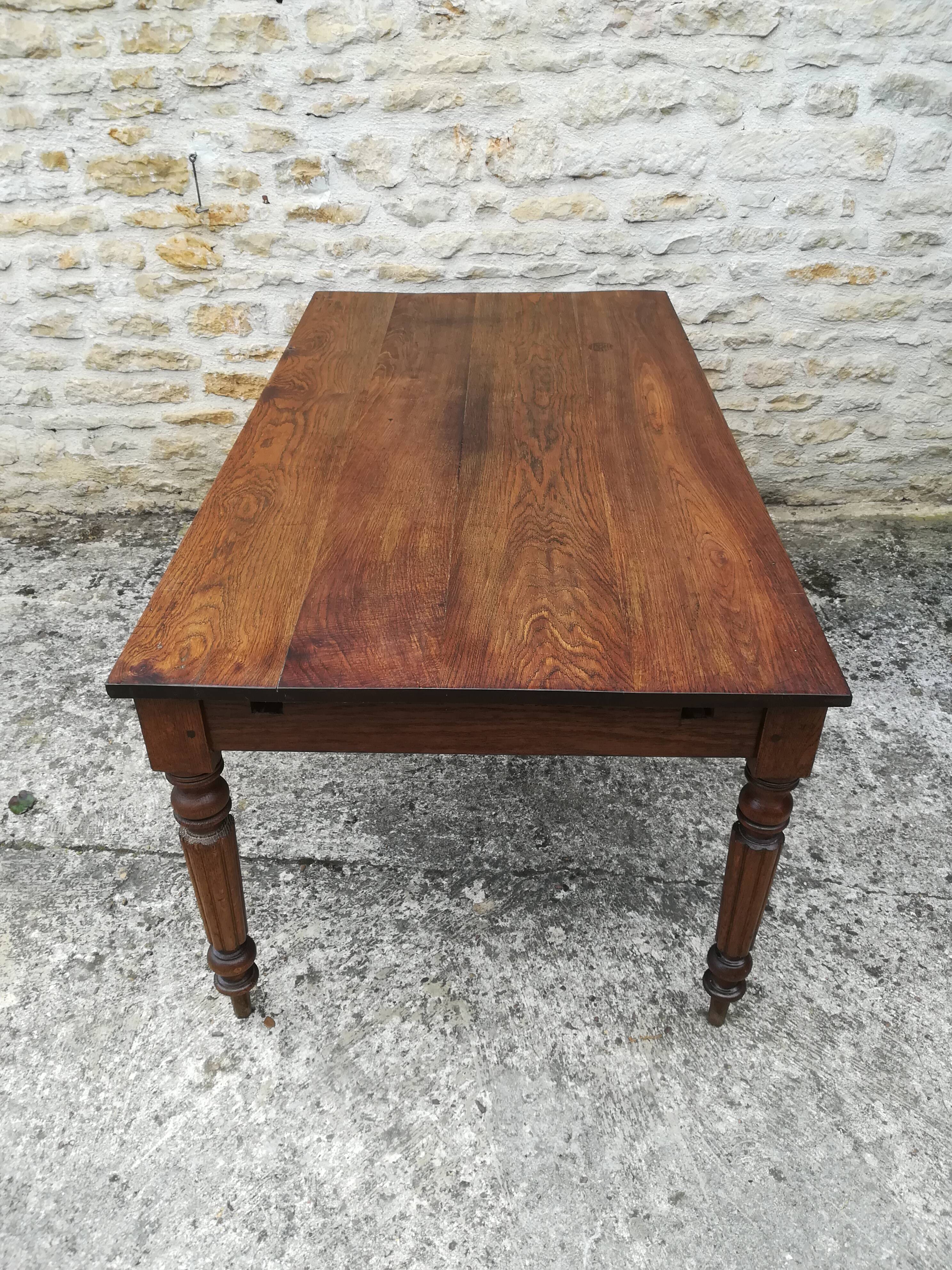 Oak farm table with two extensions