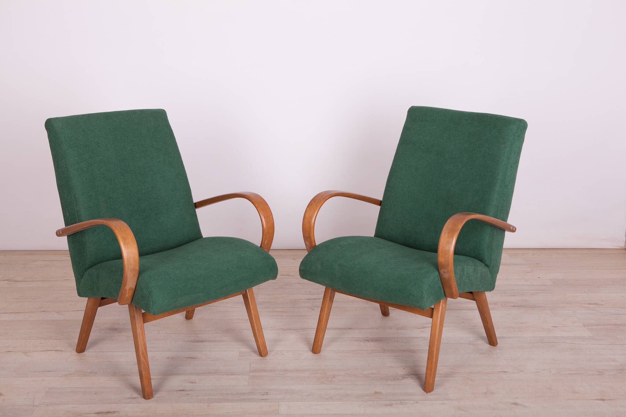 Chaises Model 53 par Jaroslav Smidek pour TON, années 1960, ensemble de 2