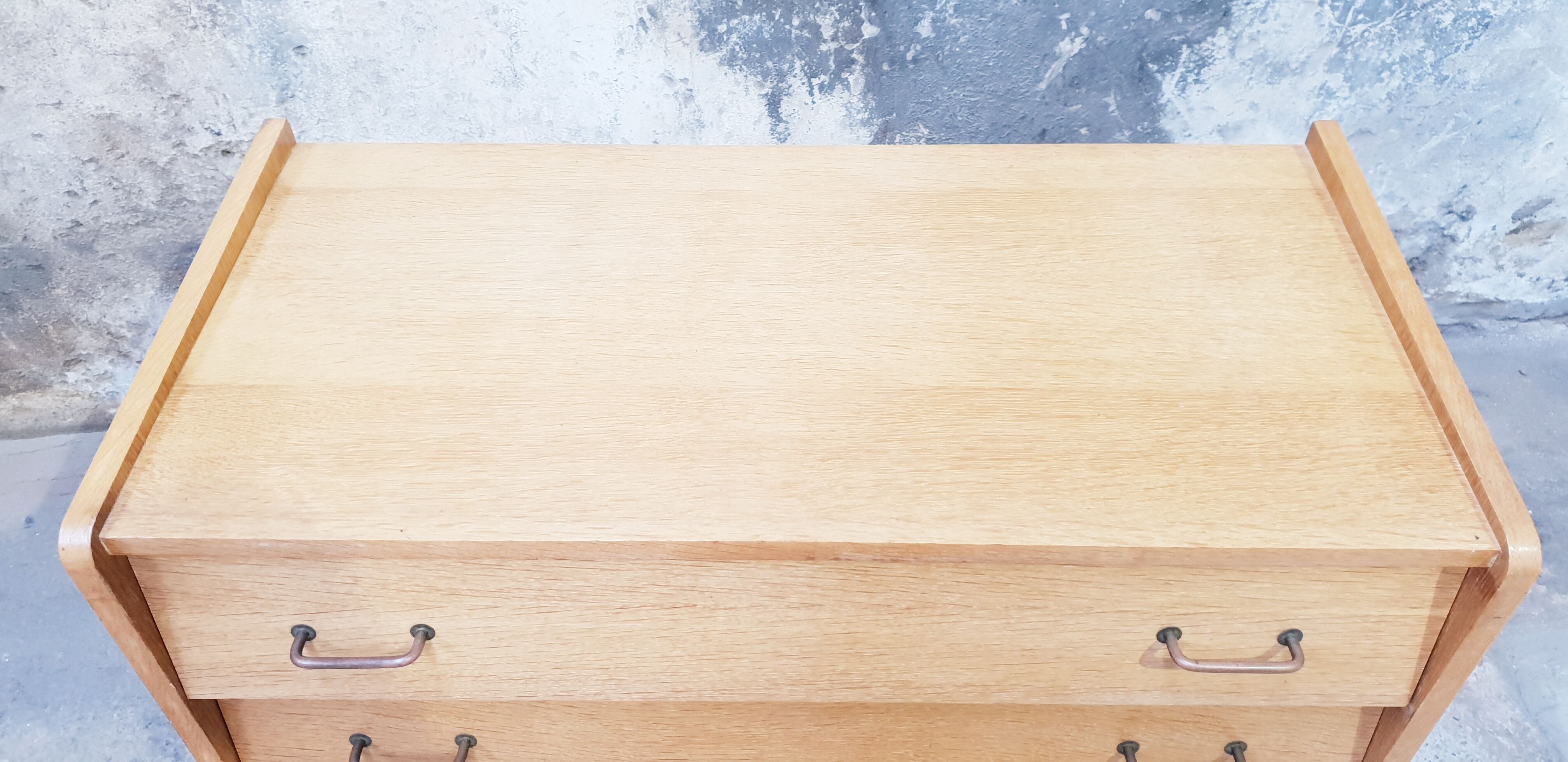 Vintage chest of drawers