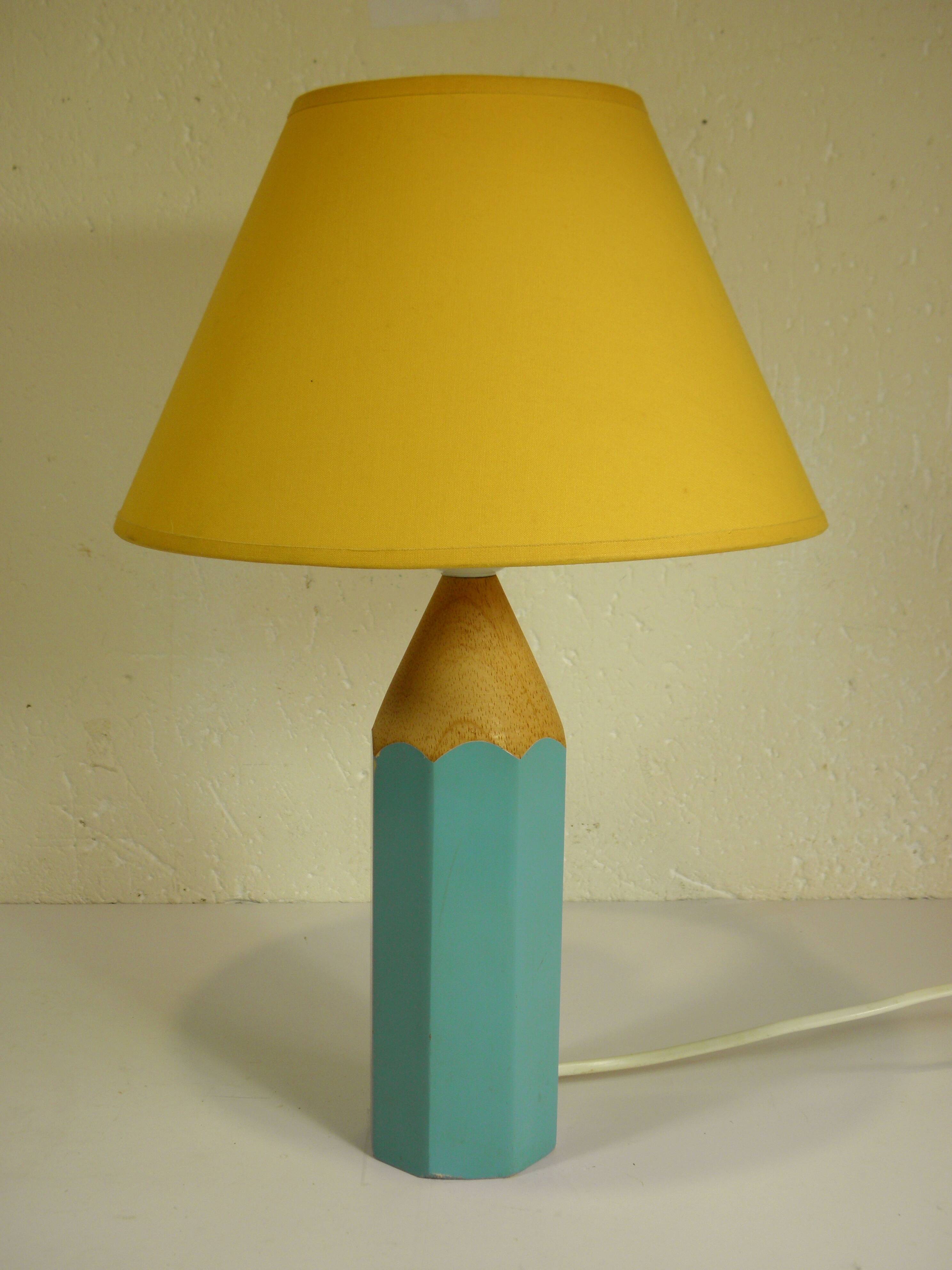 "CRAYON" WOODEN LAMP