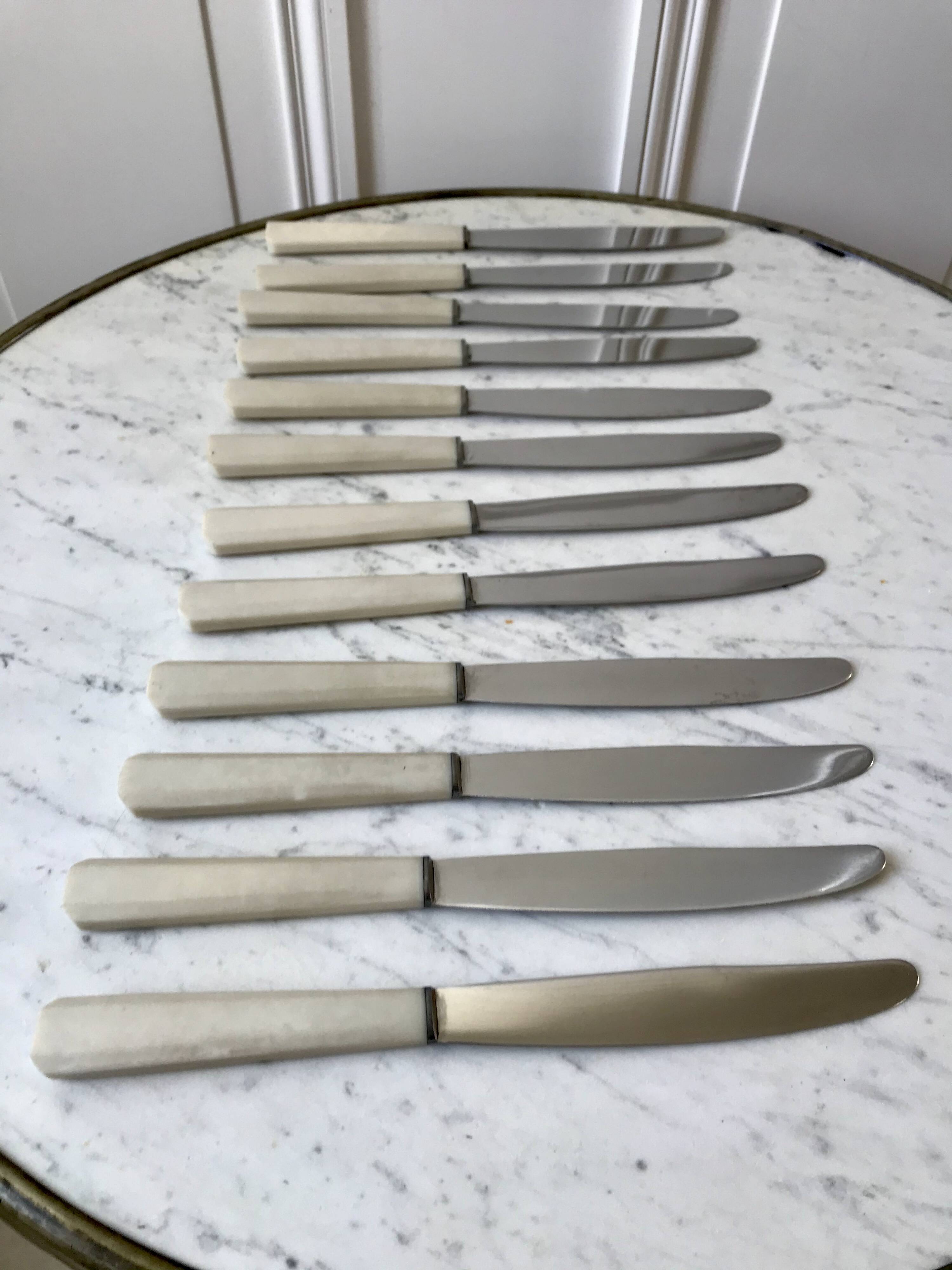 set of 12 bakelite knives from the 60s