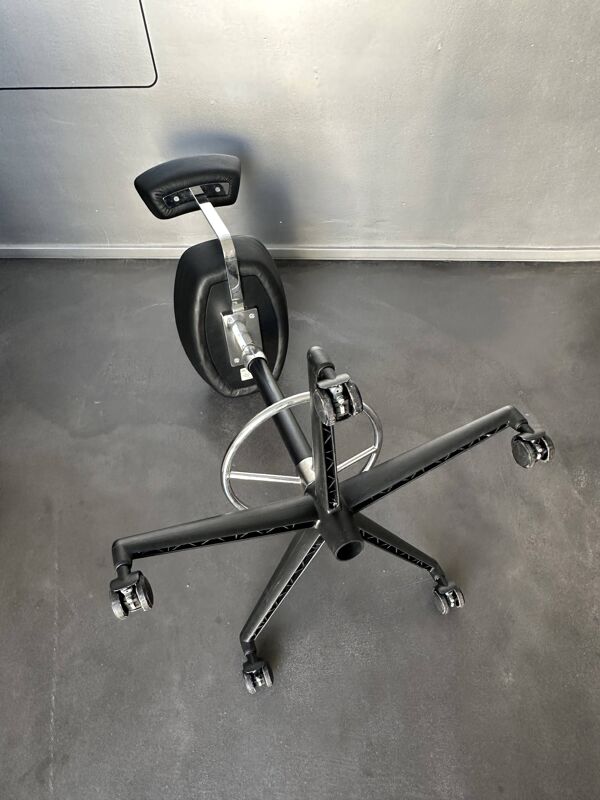 Tabouret haut «Nelson Perch Stool» – George Nelson pour Vitra