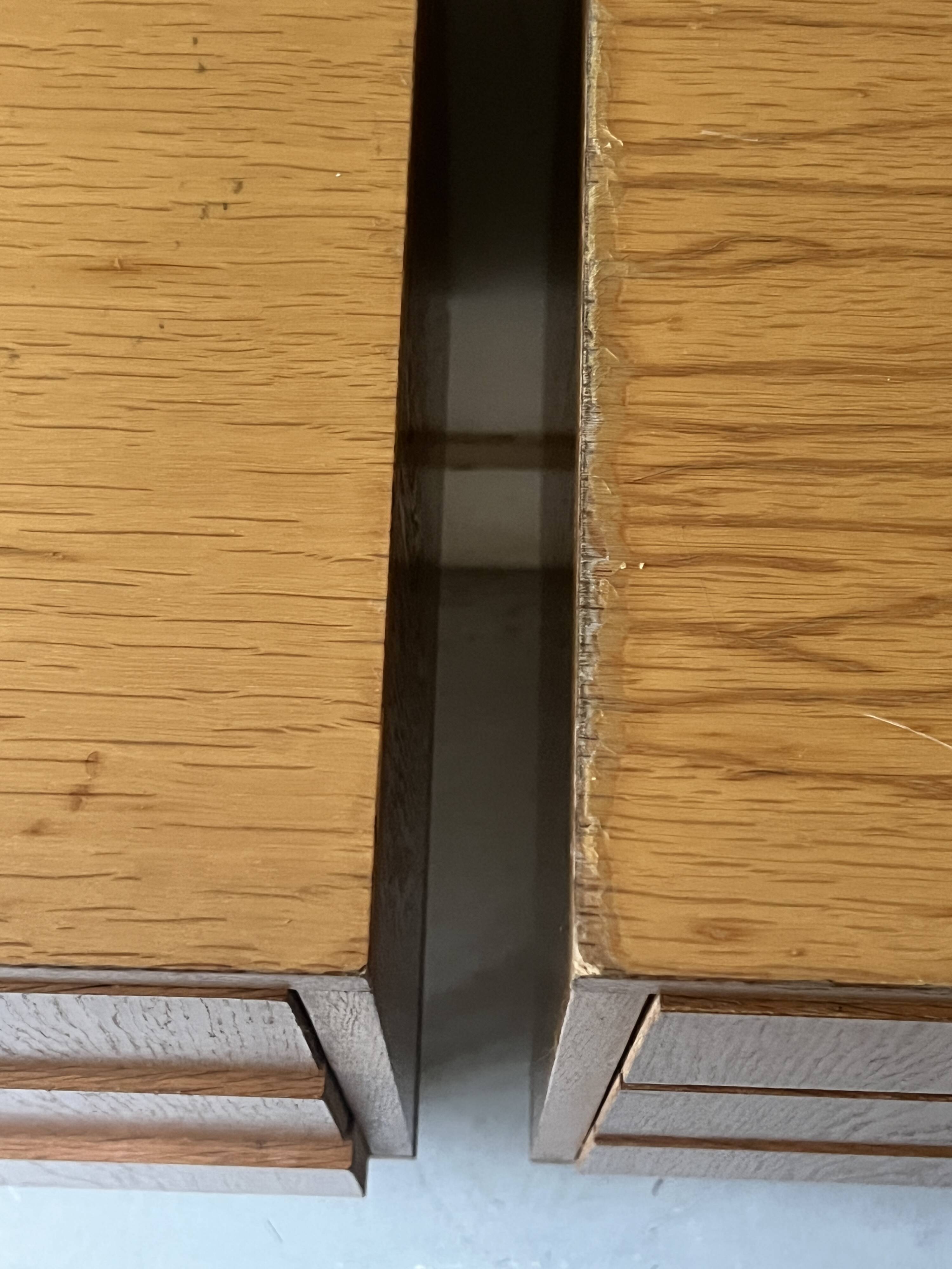 Pair of modernist honey wood bedside tables, 1950 design.