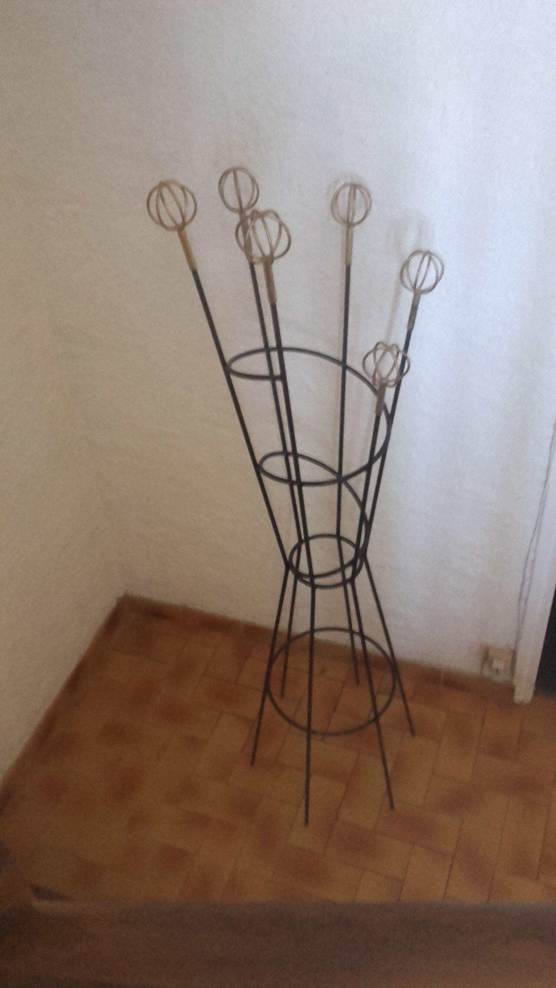 Astrolabe coat rack