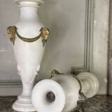 Pair of vases in white statuary marble, gilt bronze, circa 1900