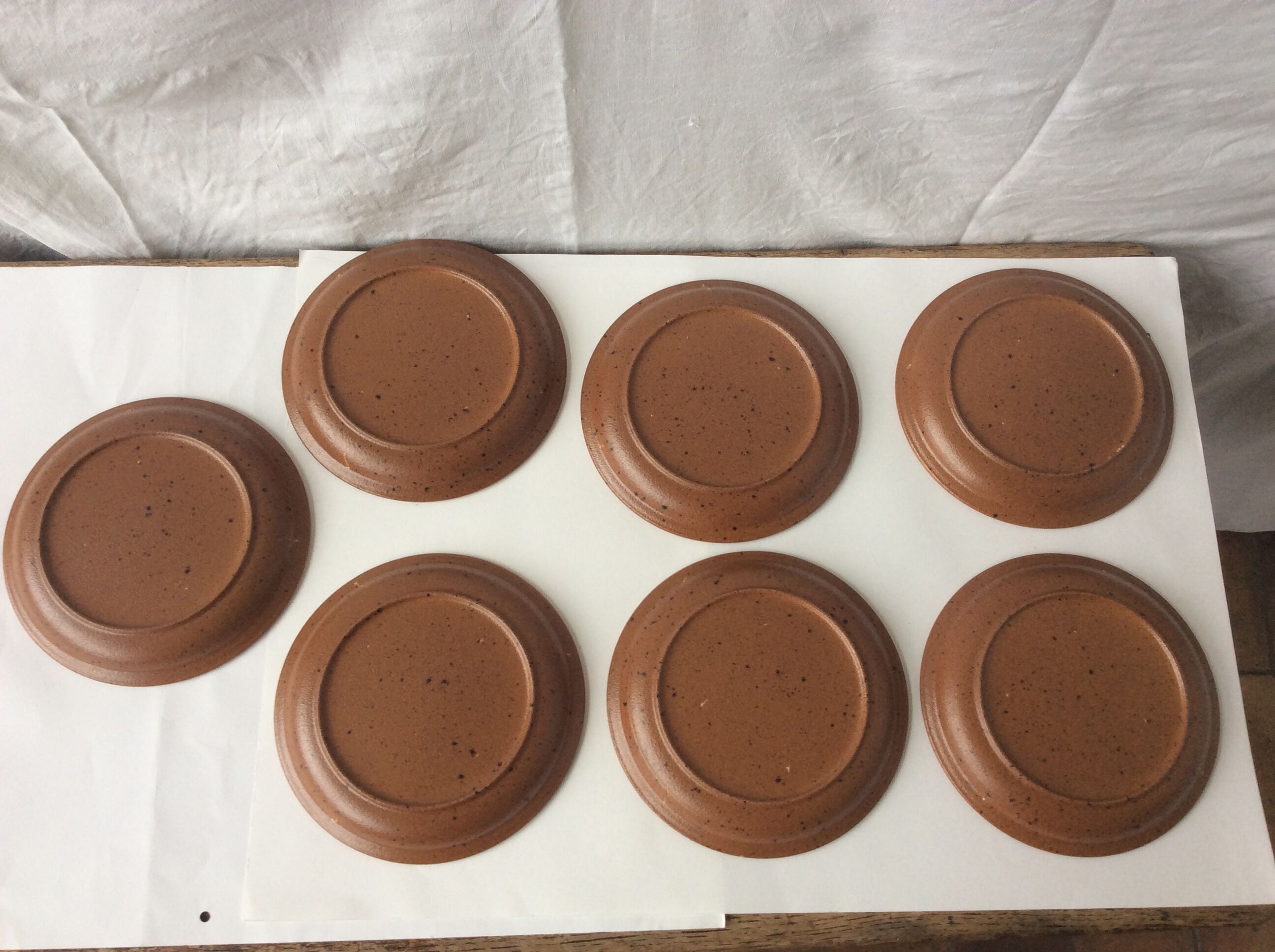 7 sandstone plates