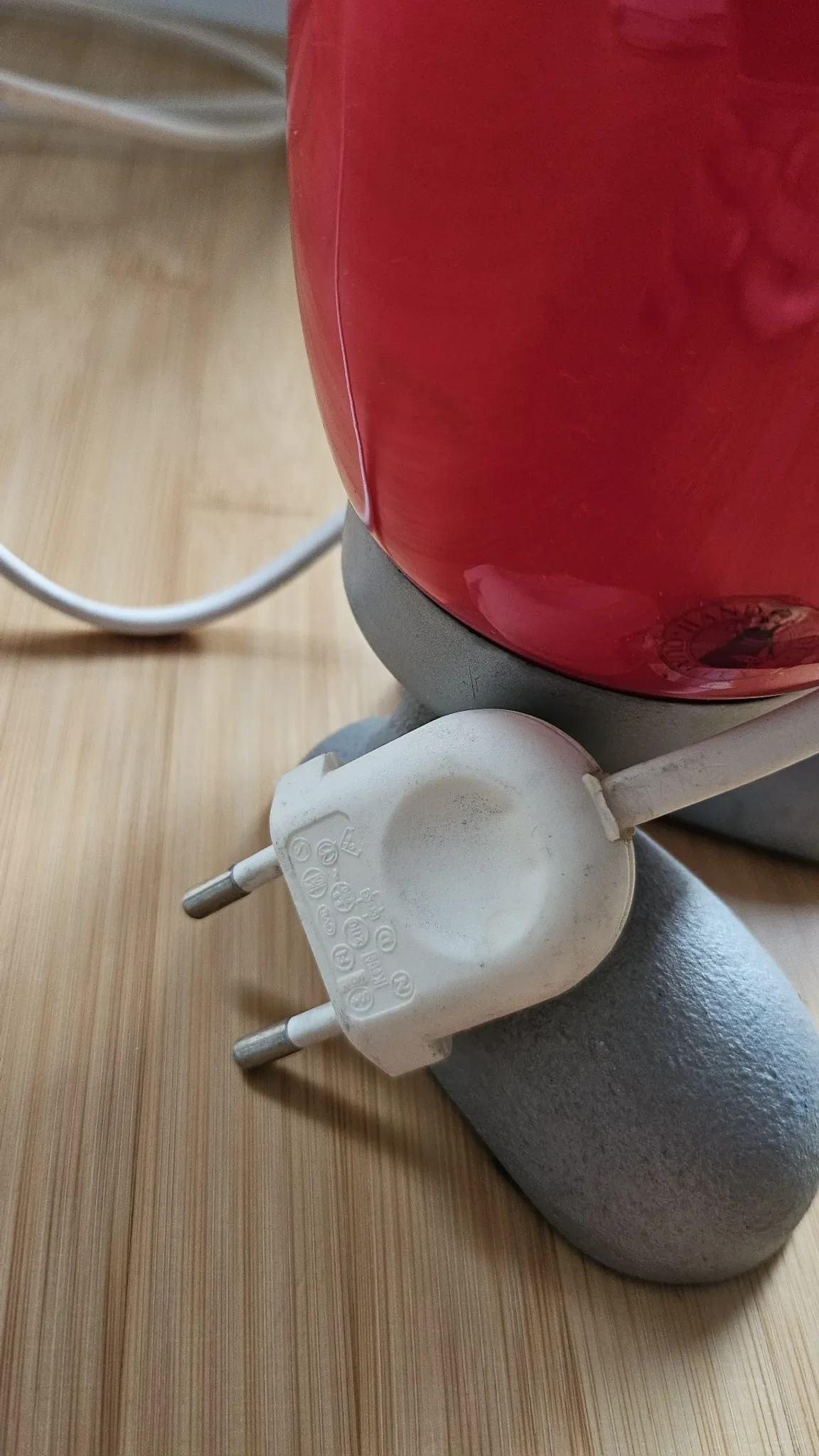 "Fjorton" red lamp by Tatsuo Konno for IKEA – Vintage 1990