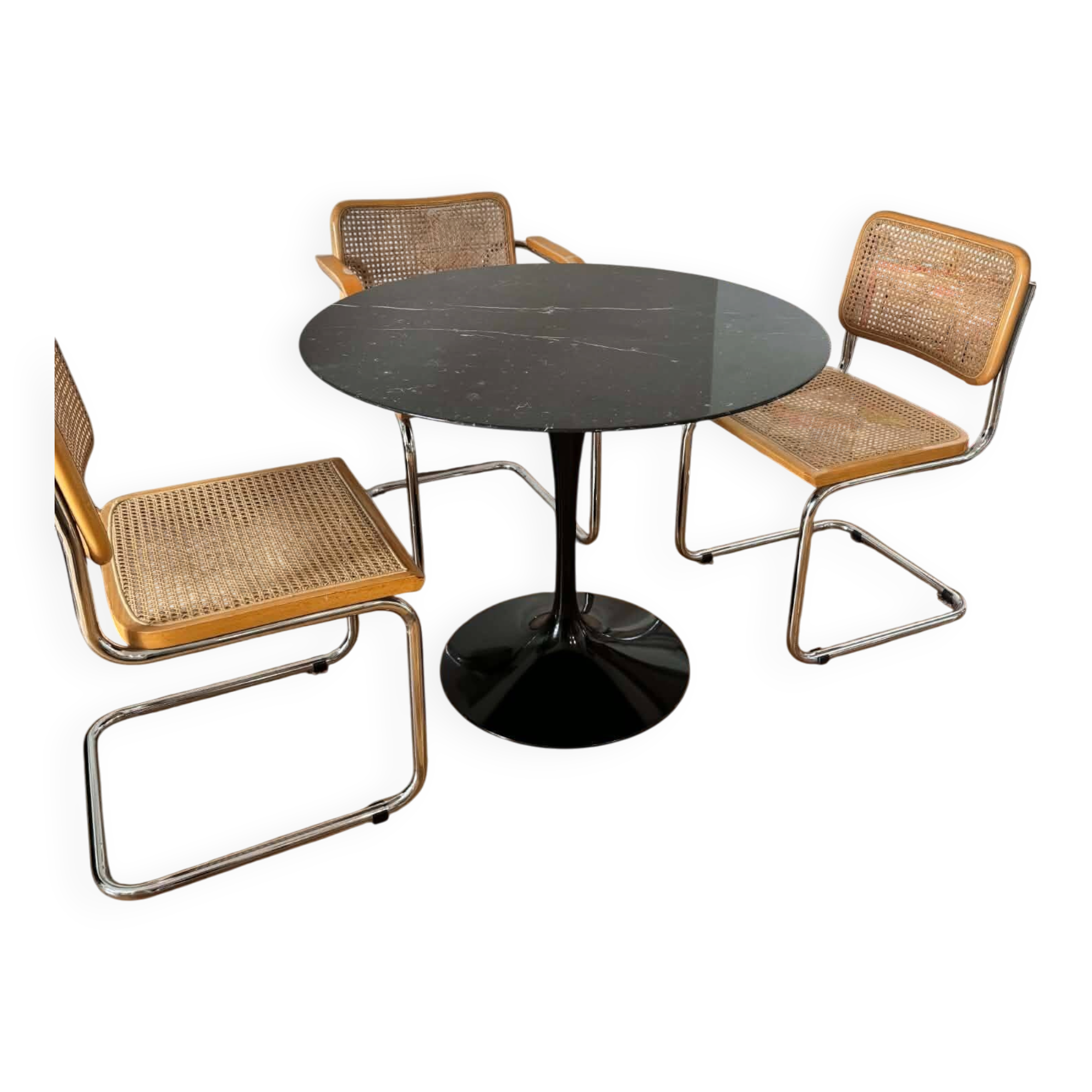 Table noire Tulipe Saarinen Knoll 90cm en marbre