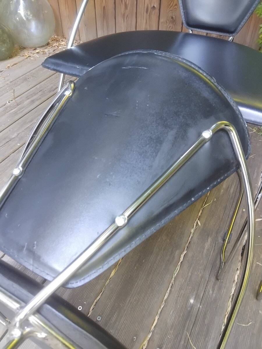 Set of four chairs - Chrome metal and leather - Model Linda - Arrben - Italy