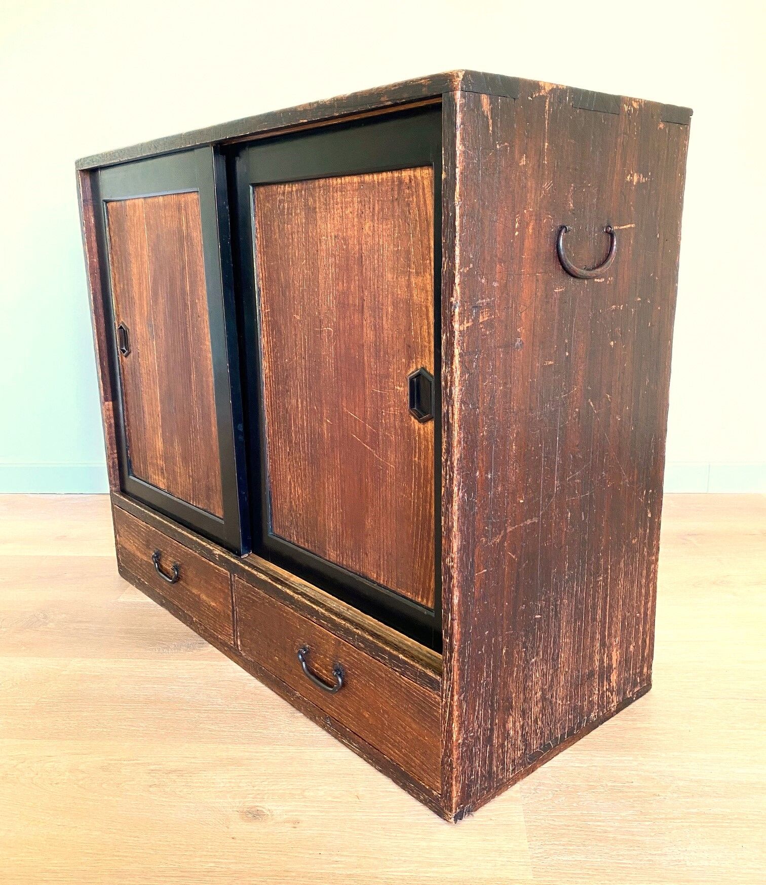 Commode japonaise