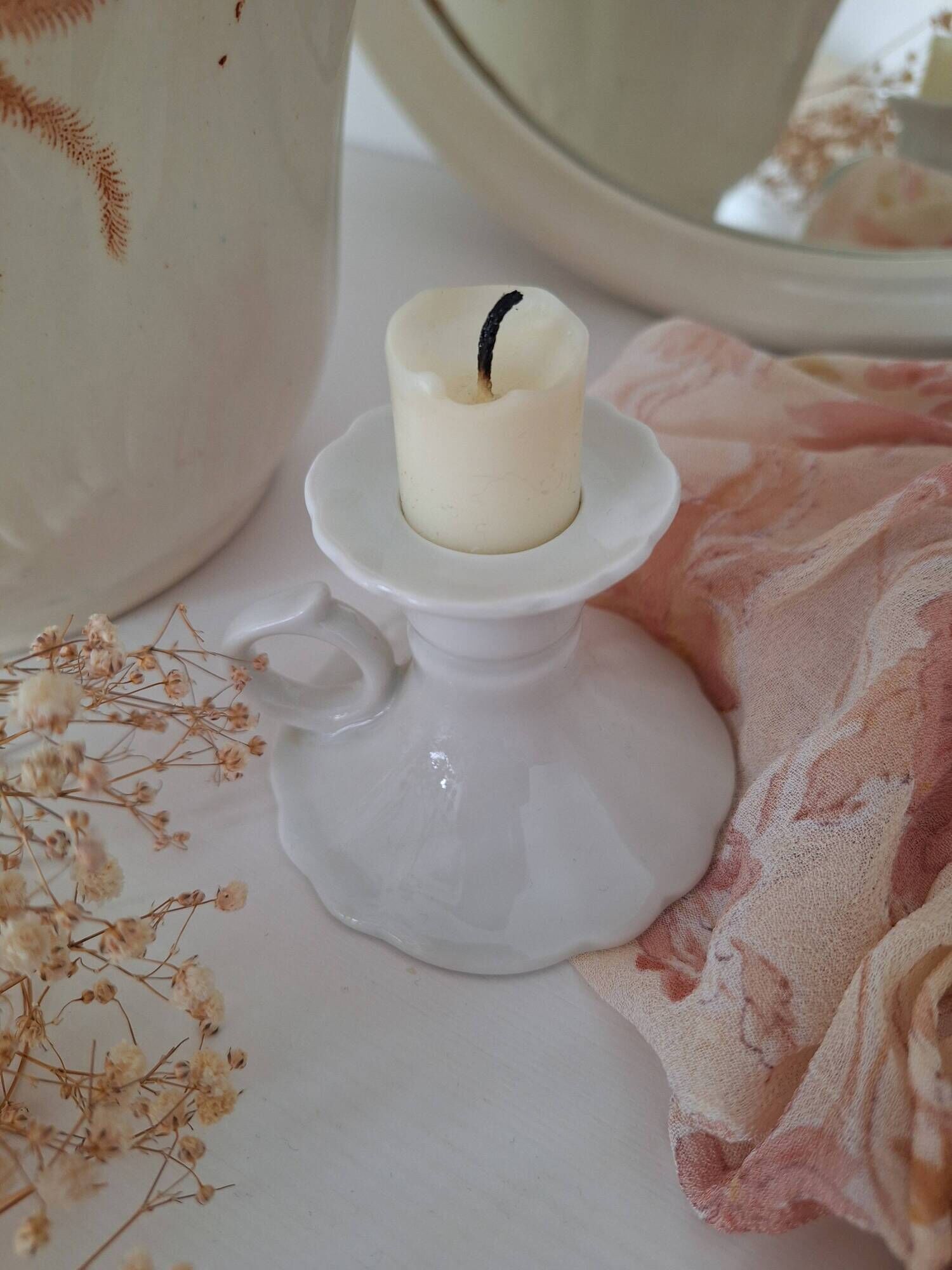 Bedroom candle holder in Tuileries Porcelain