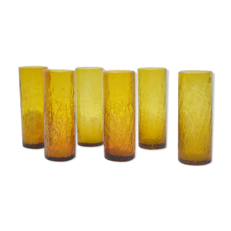 Ensemble de 6 verres anciens en verre soufflé couleur jaune ambré