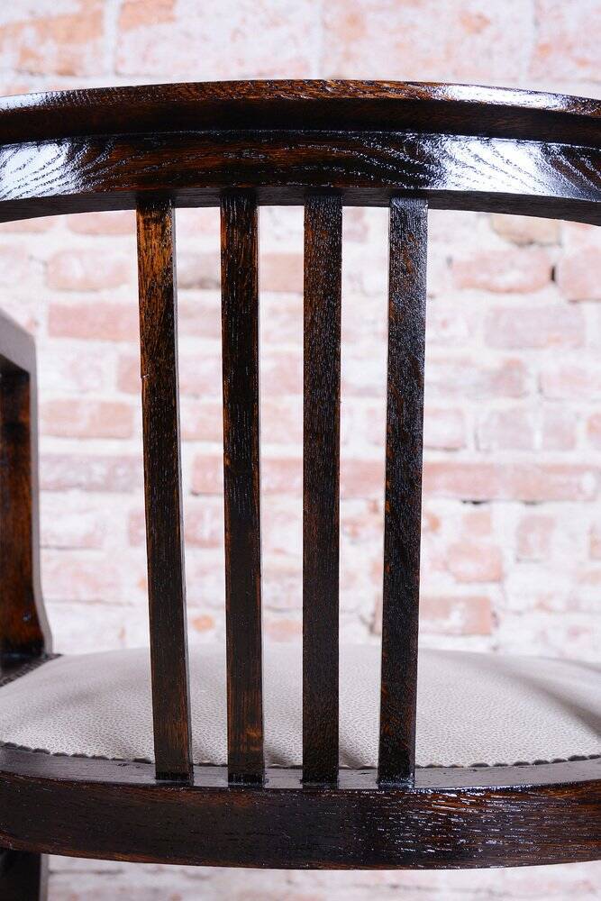 Fauteuil Art Déco en chêne, tchèque, années 1920