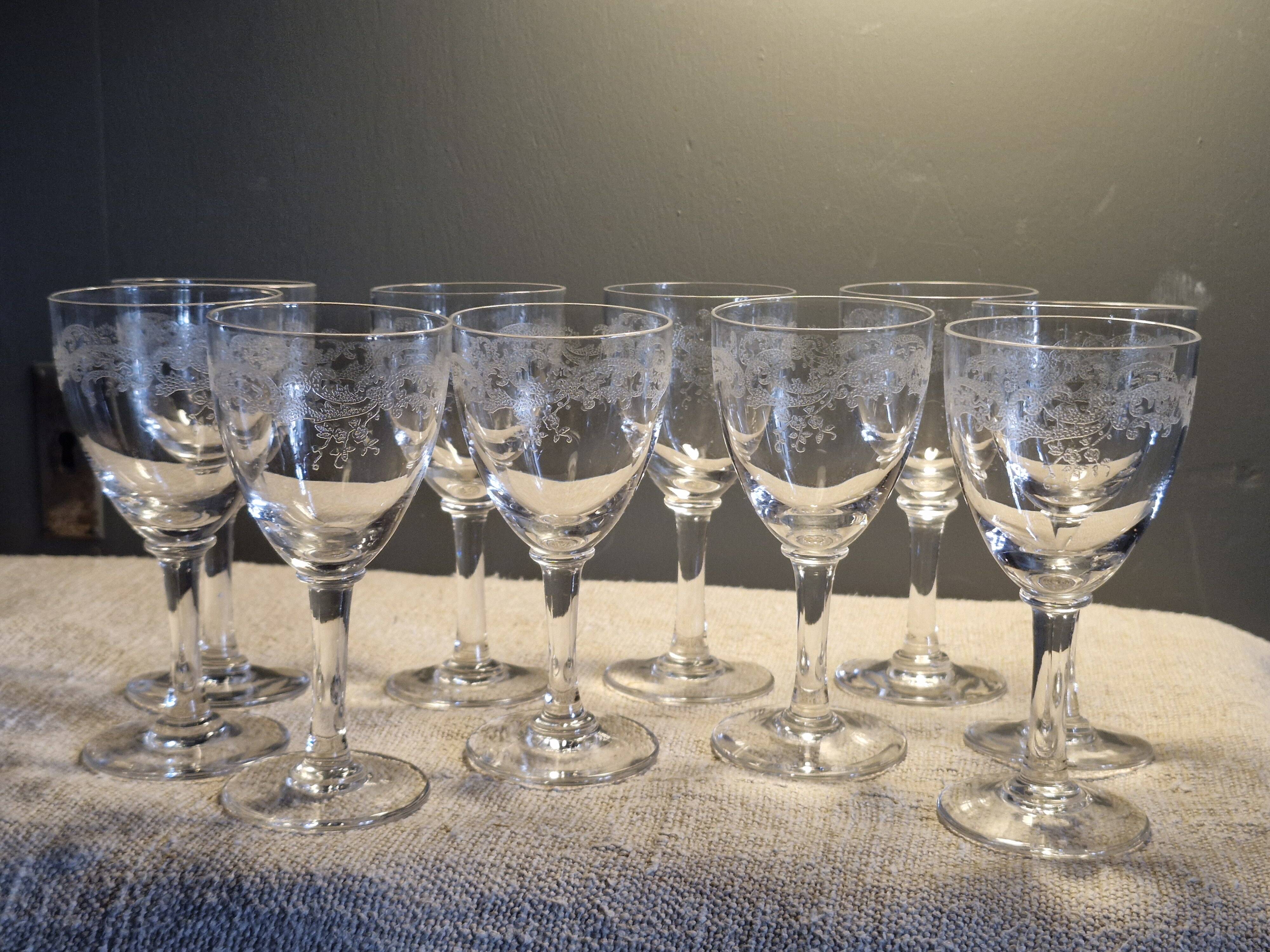 Baccarat 10 small antique glasses for white wine/port