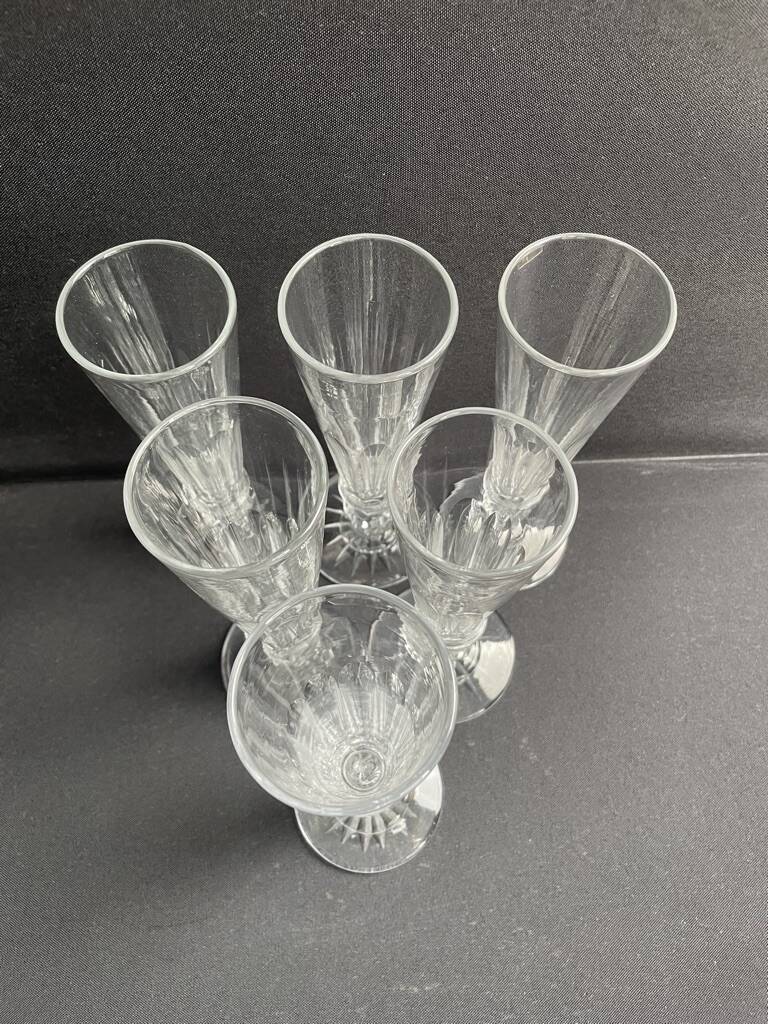 6 Baccarat/Saint Louis champagne flutes - Mid 19th century