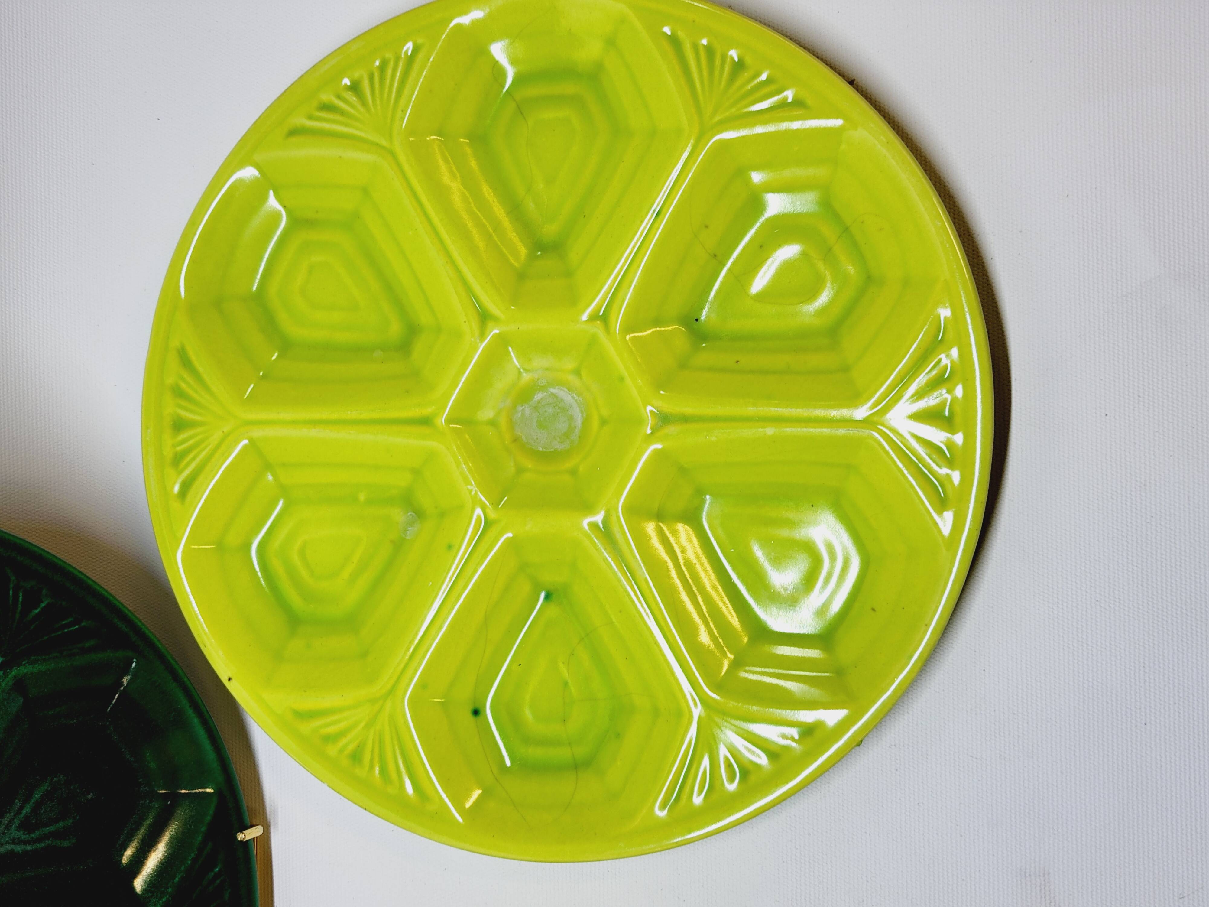 3 art deco oyster plates with green geometric decor