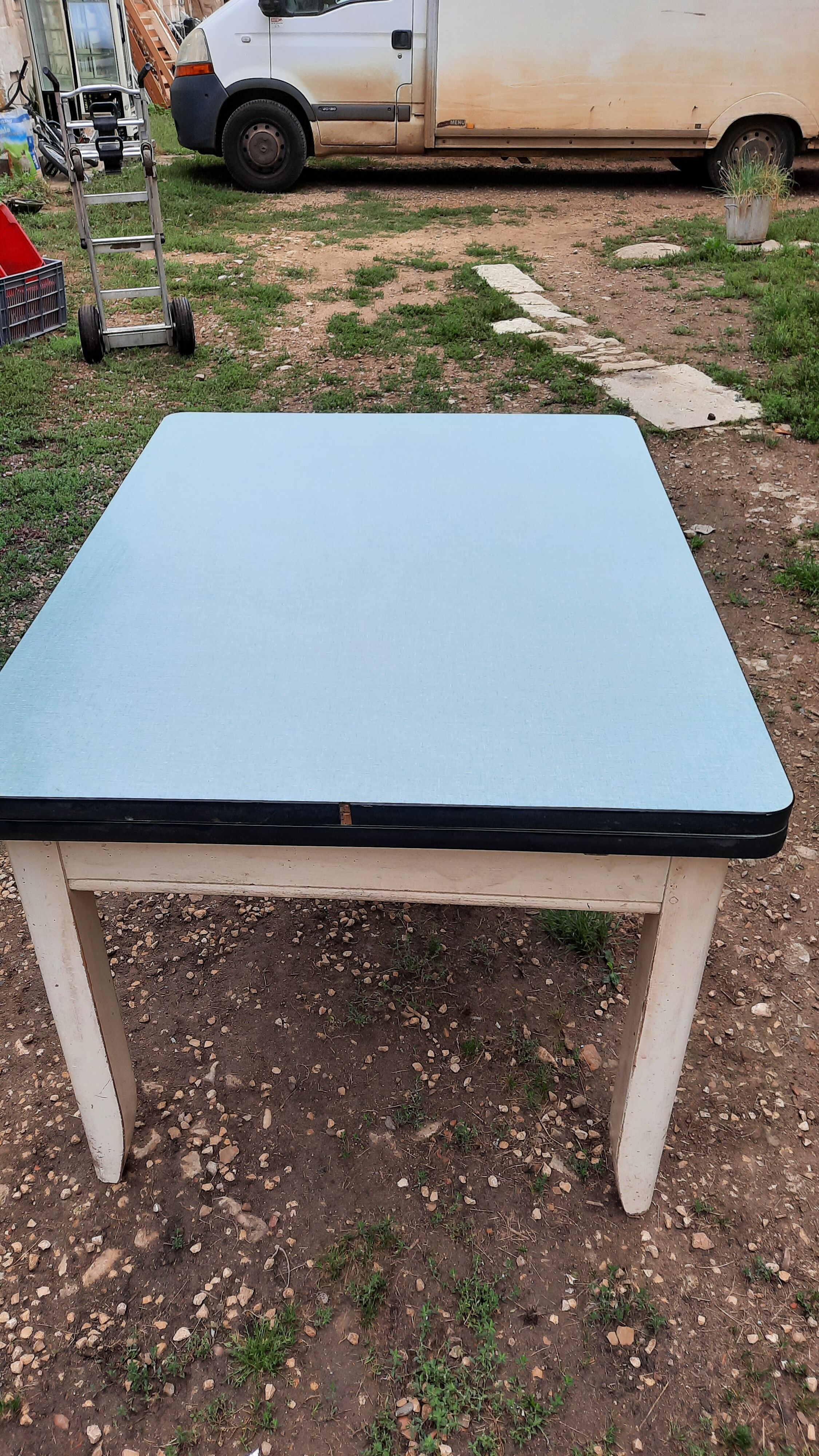 Kitchen table year 50