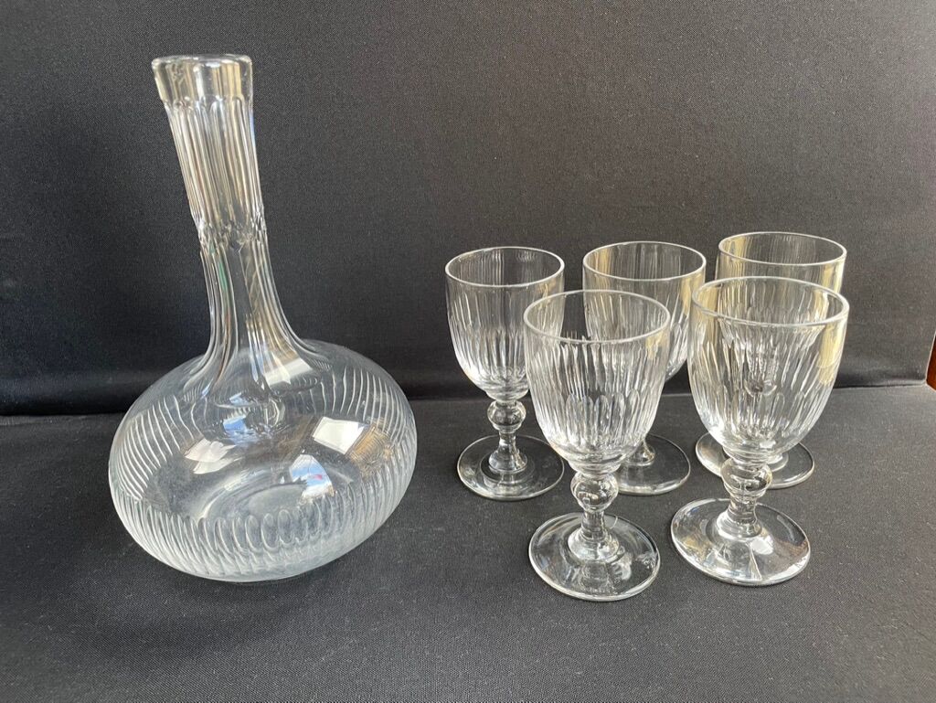 Decanter and 6 crystal cut glasses XIXth