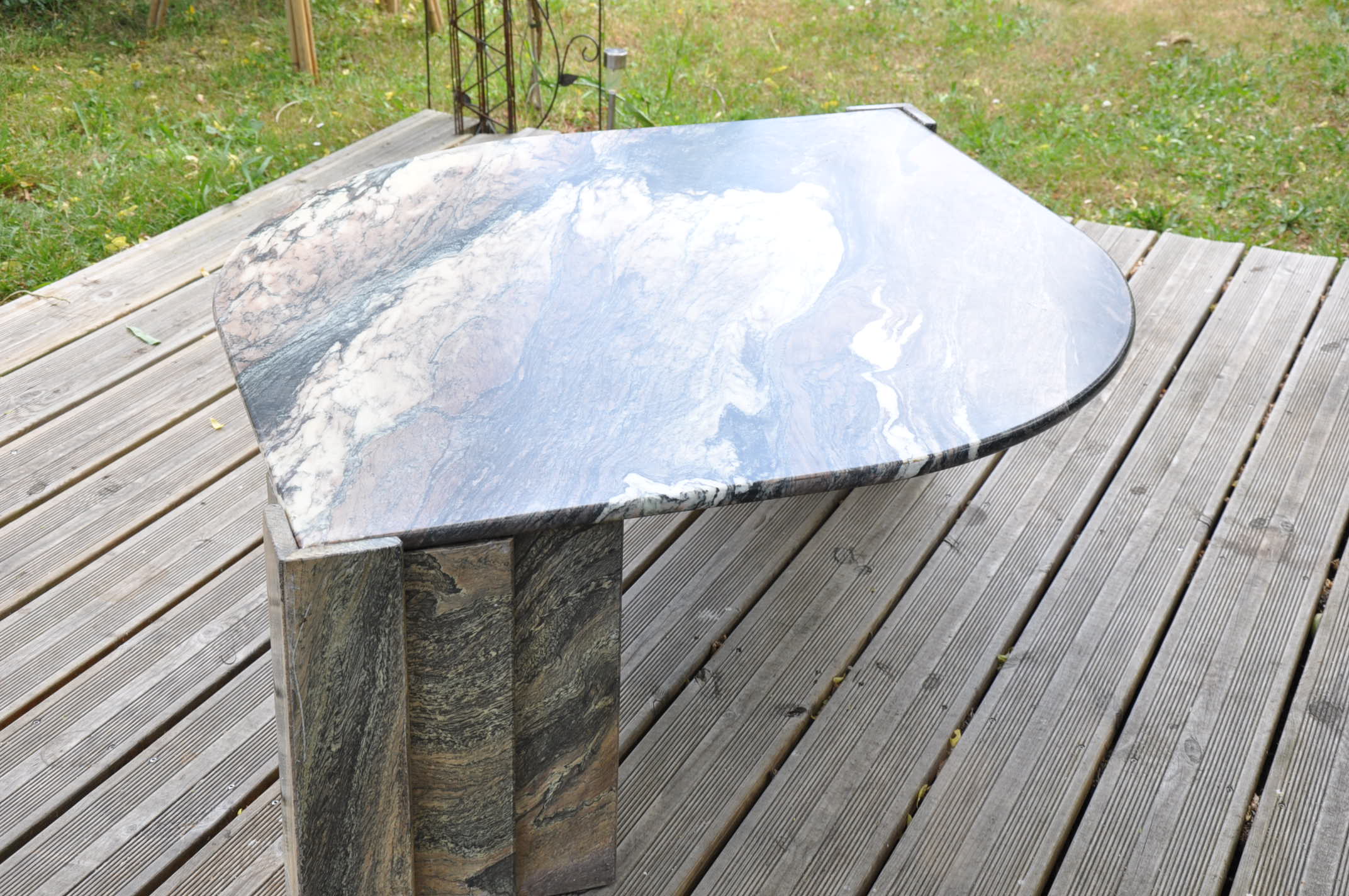 Table basse en marbre des années 70