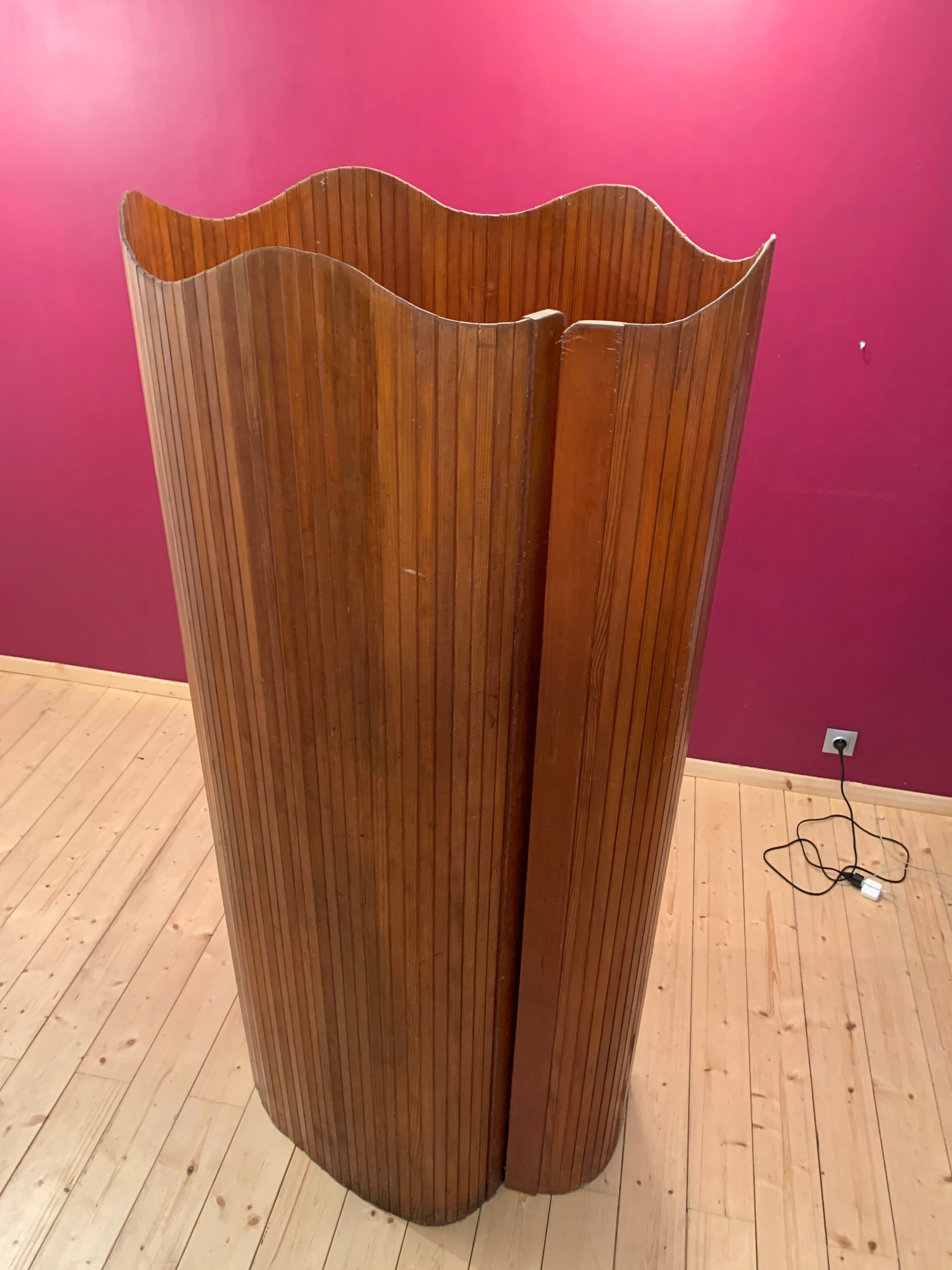 Free-form baumann screen 250 x 180