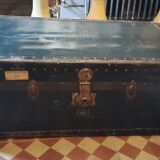 English travel trunk