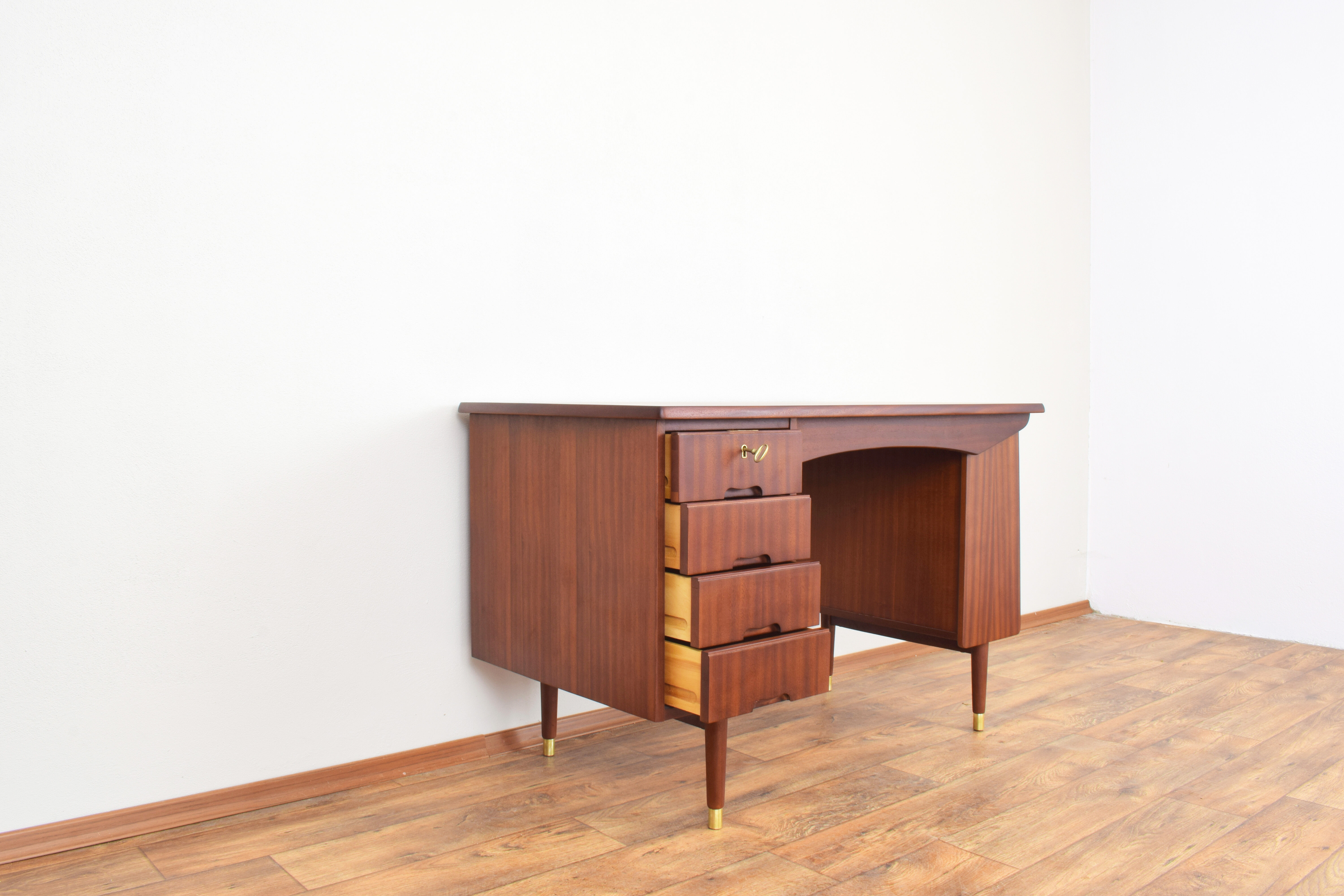 Mid-century norwegian teak desk model 44 from Brødrene Jåtogs Møbelfabrikk, 1950s.