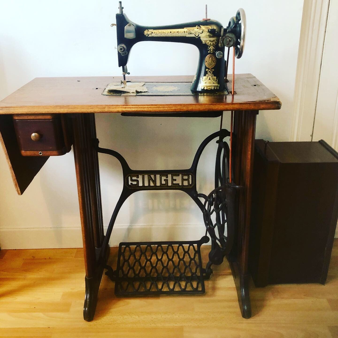 Singer sewing machine