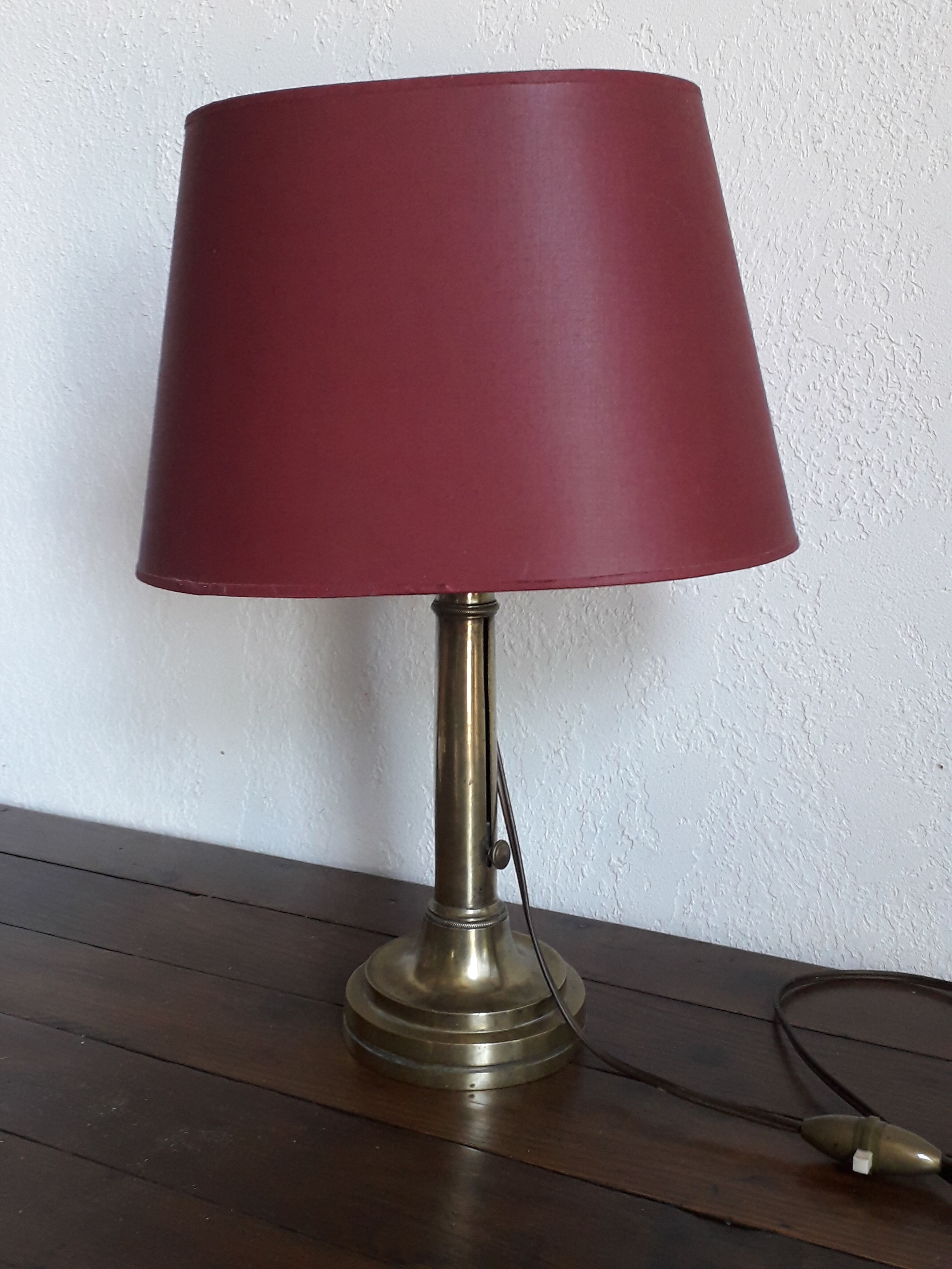 Brass foot candle holder lamp