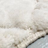 Moroccan Berber carpet m'rirt unbleached with engraved patterns 3,02x2,05m