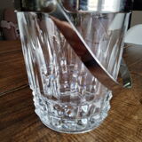 Chiseled molded glass ice bucket