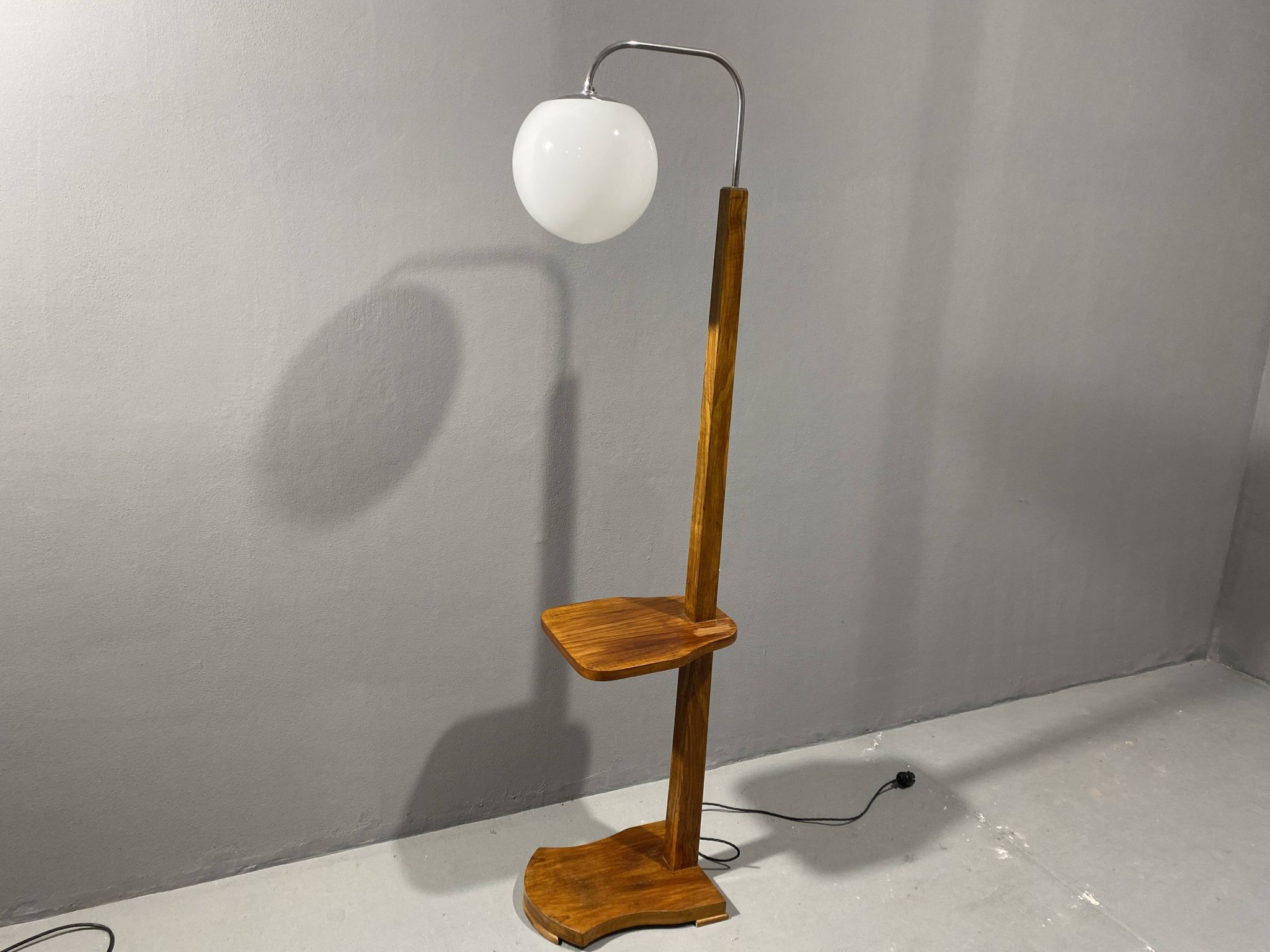 Lampe de sol art déco, années 1930, Tchécoslovaquie