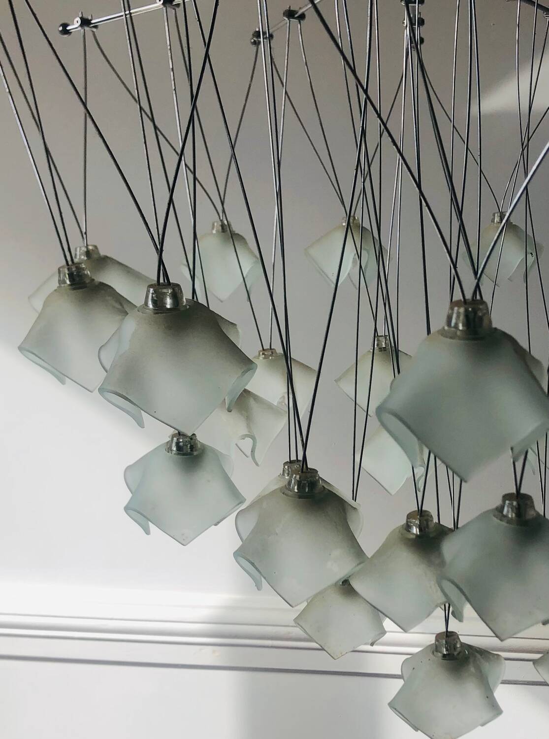 Lustre en cascade Lucciole par MetalSpot, italy, chromé et verre dépol