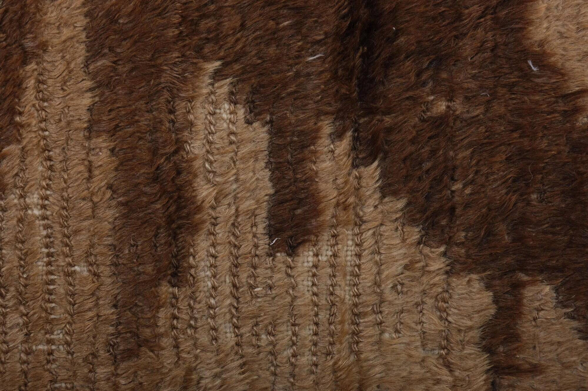 Vintage handmade Turkish rug 72x142 cm