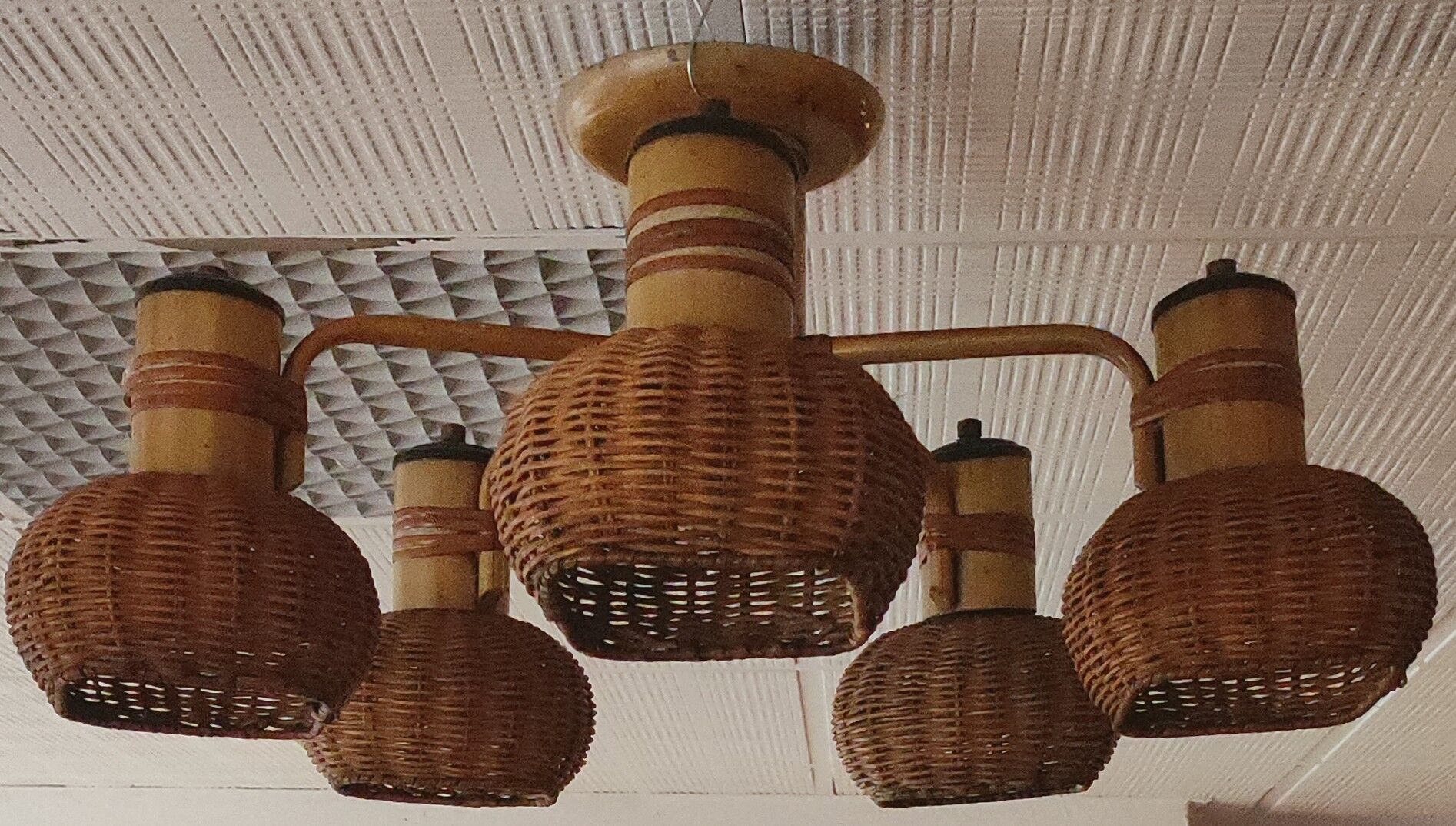 Ceiling chandelier 5 burners in rattan & metal 1950