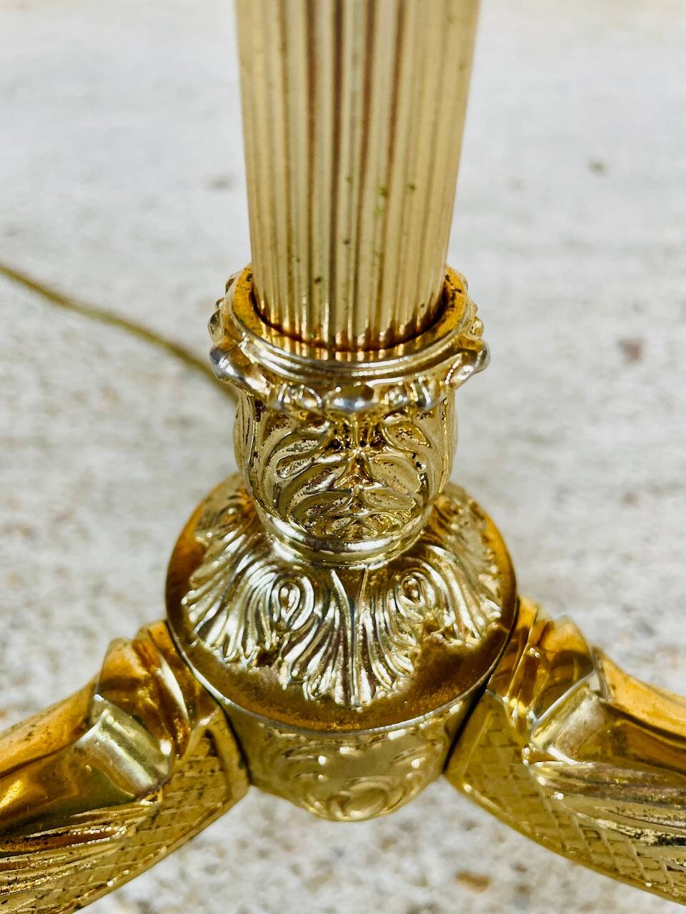 Vintage brass floor lamp, tripod circa 1960s