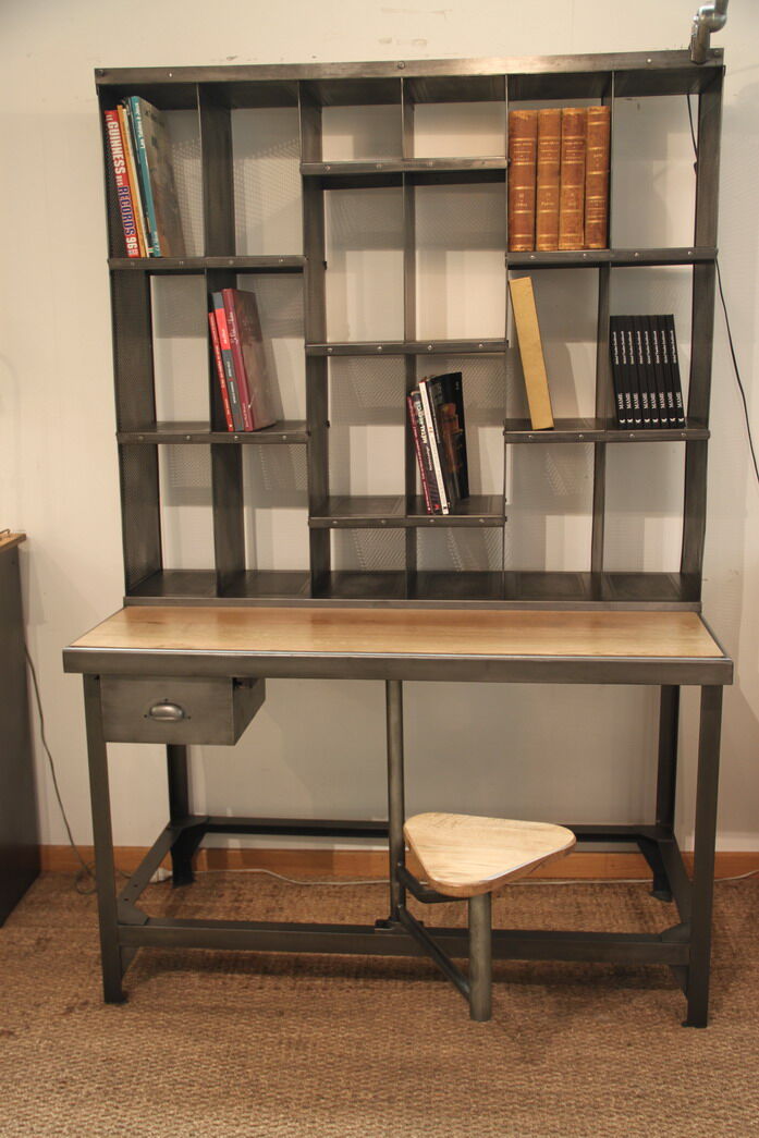 Office sorting postal postman