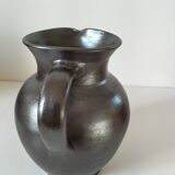 Jug with handle