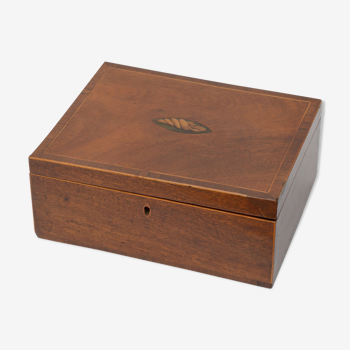 Regency mahogany and inlaid decorative box