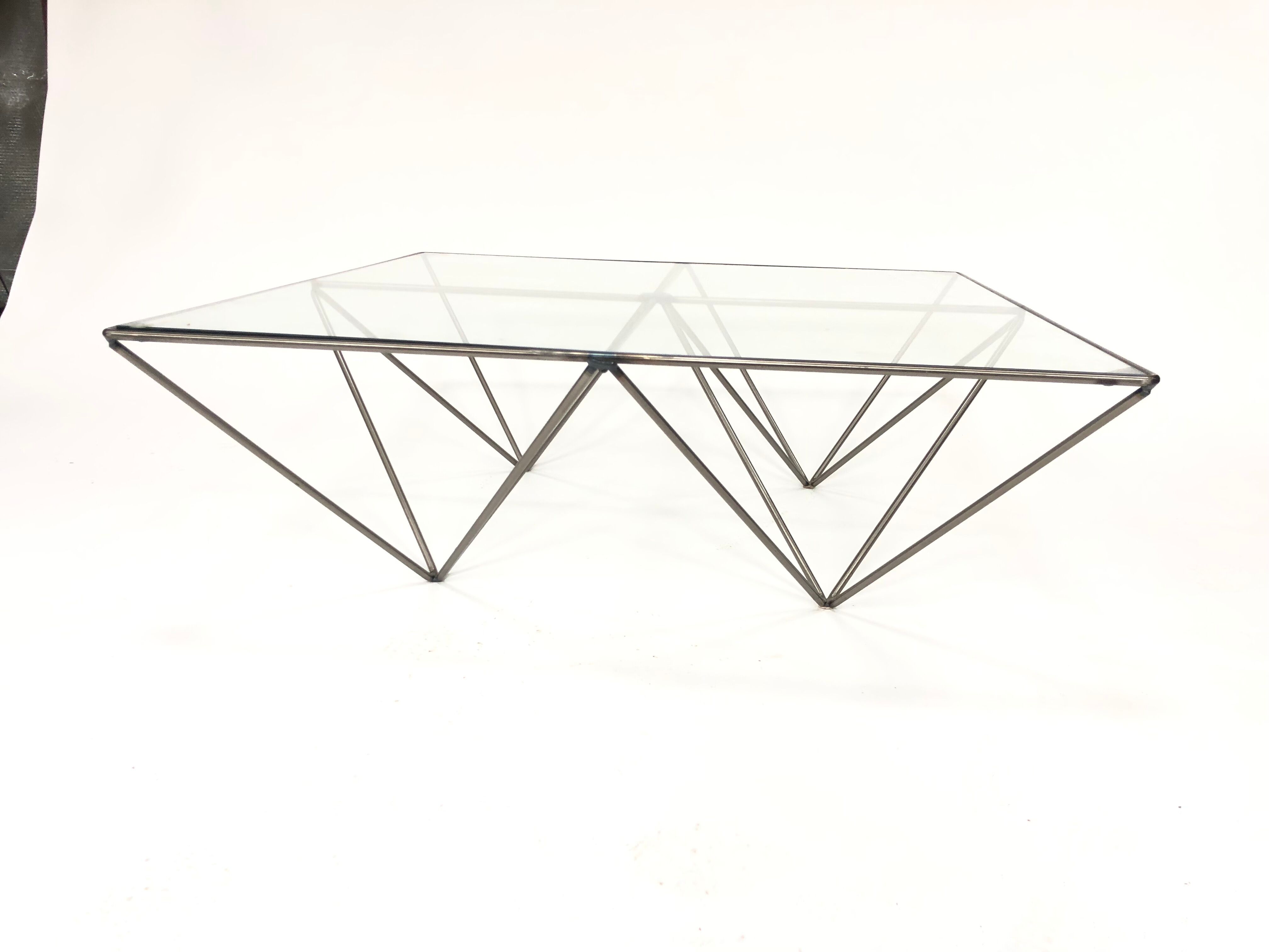 Table low vintage 60s/70s design steel wire