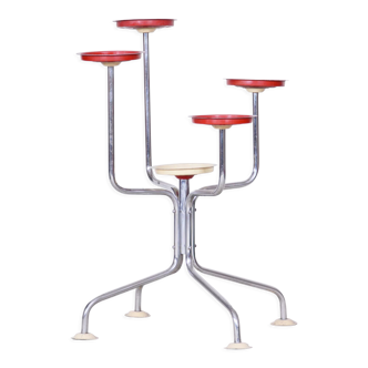 Czech bauhaus flower stand made of chrome plated steel, very well-preserved and stable, 1930s