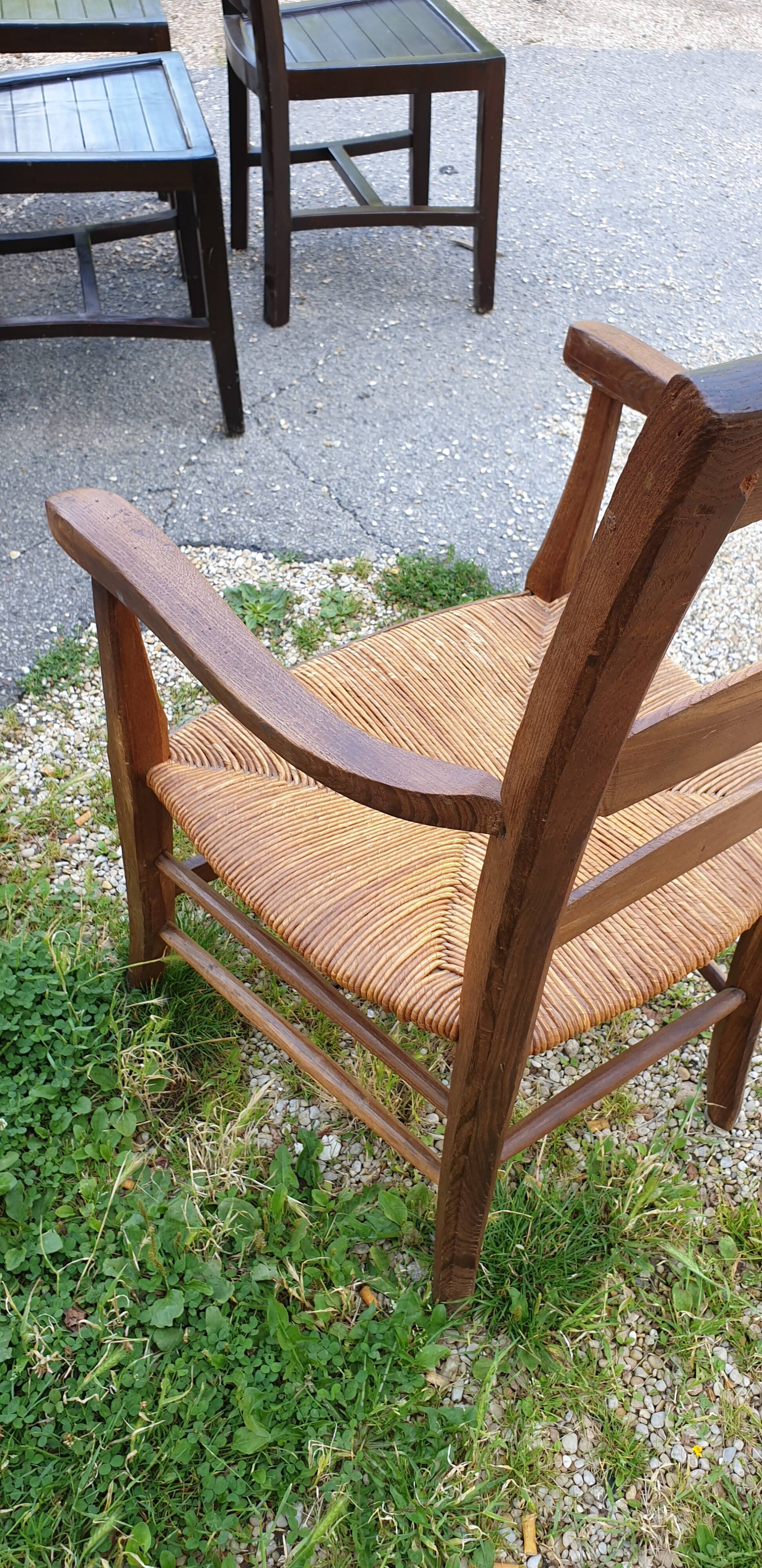 Rustic straw armchair