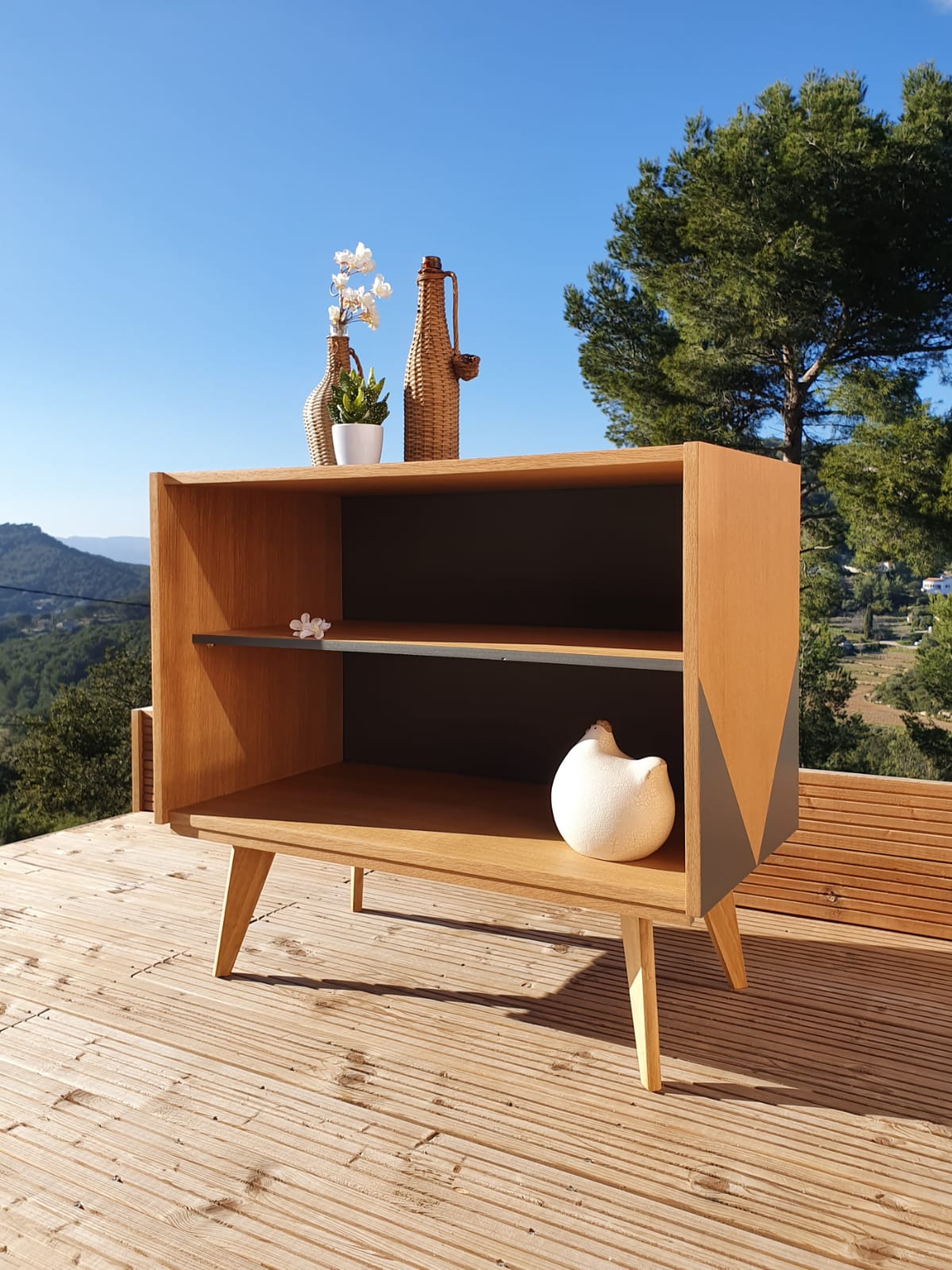 Vintage sideboard with compass feet