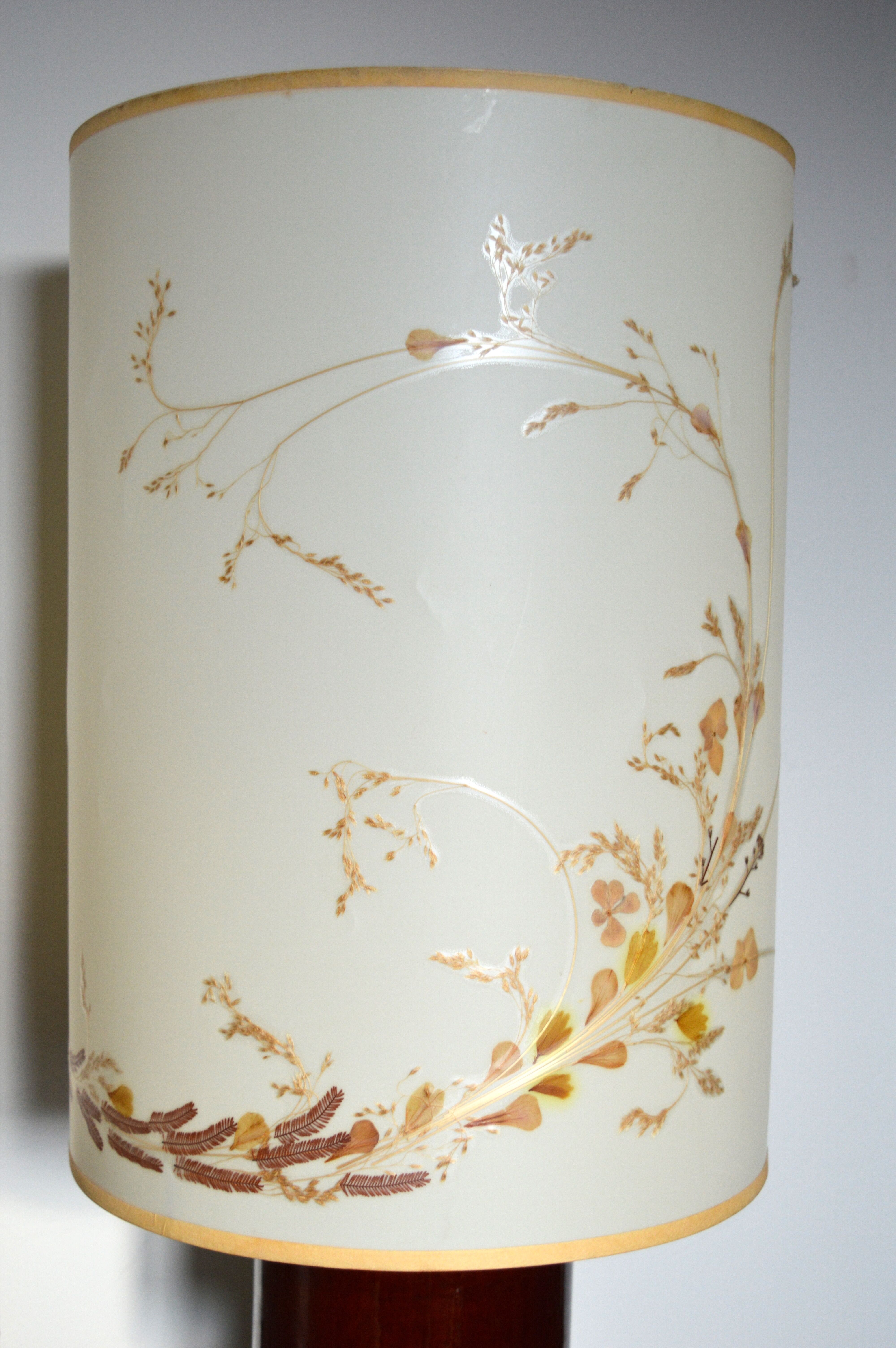 Ceramic lamp and dried flowers
