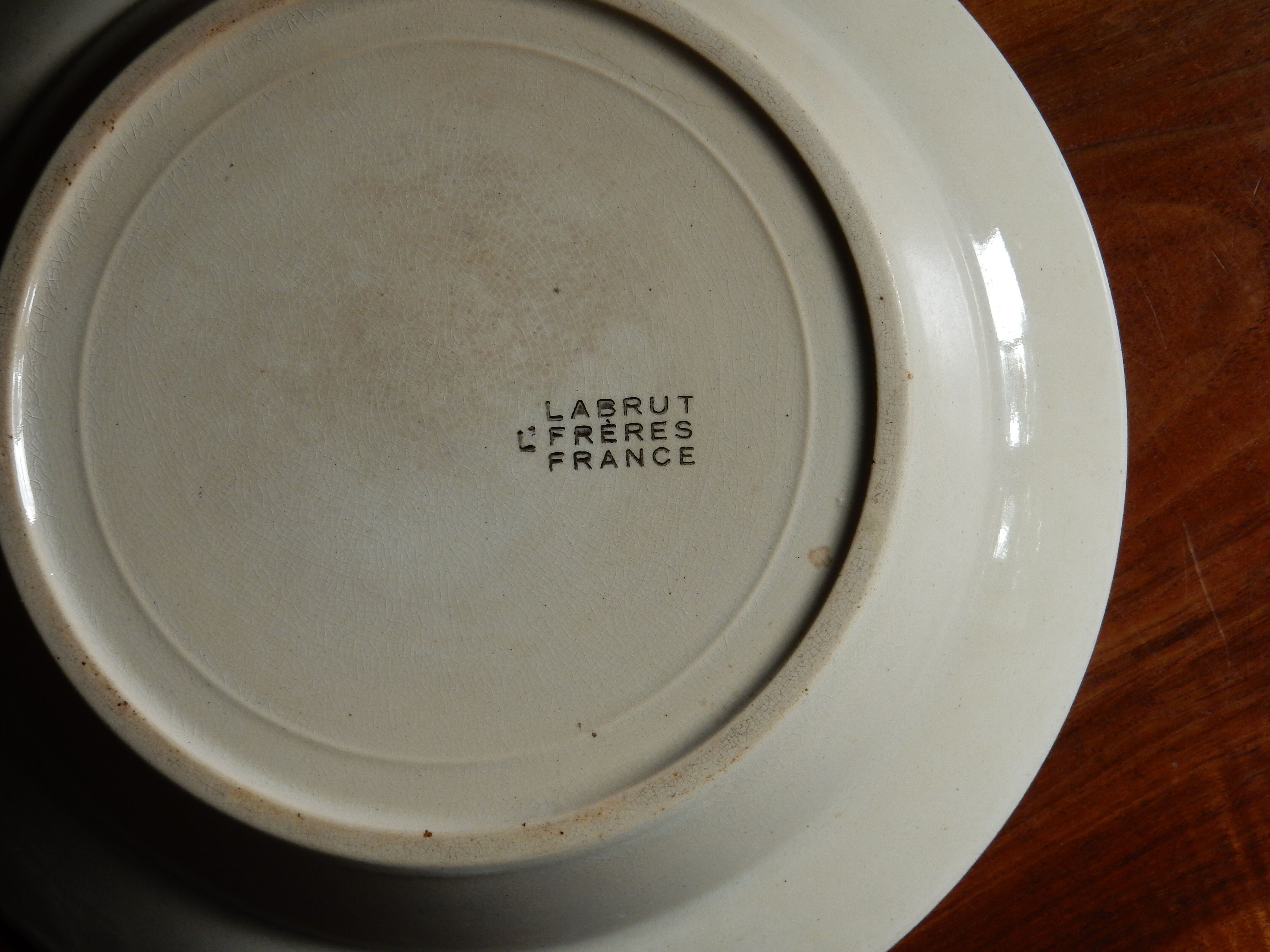 Serving dish in earthenware from Labrut Frères 1900 / Motif hérons