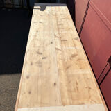 Spindle leg farm table