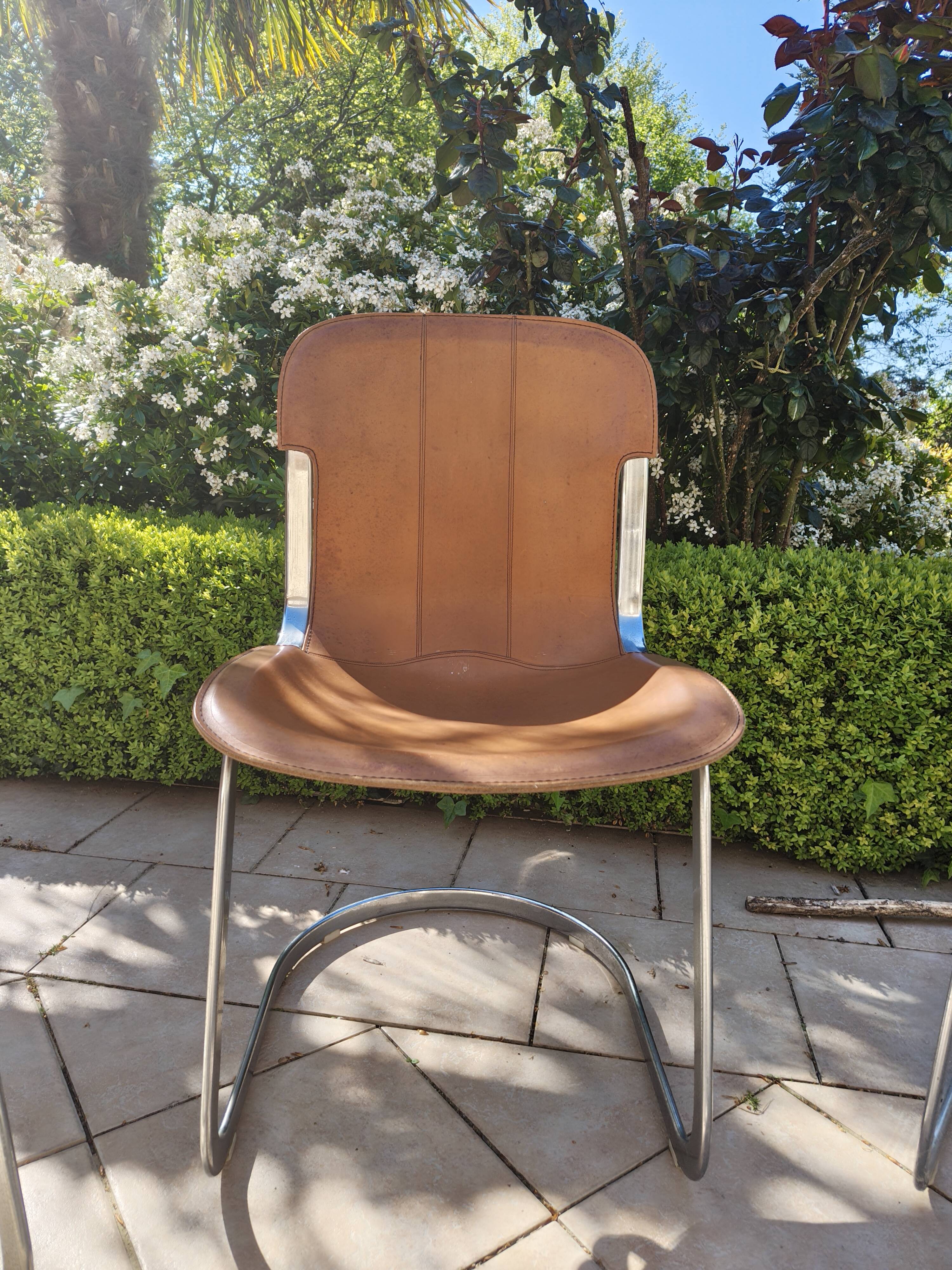 Lot de chaises cuir Ligne Roset Année 1976