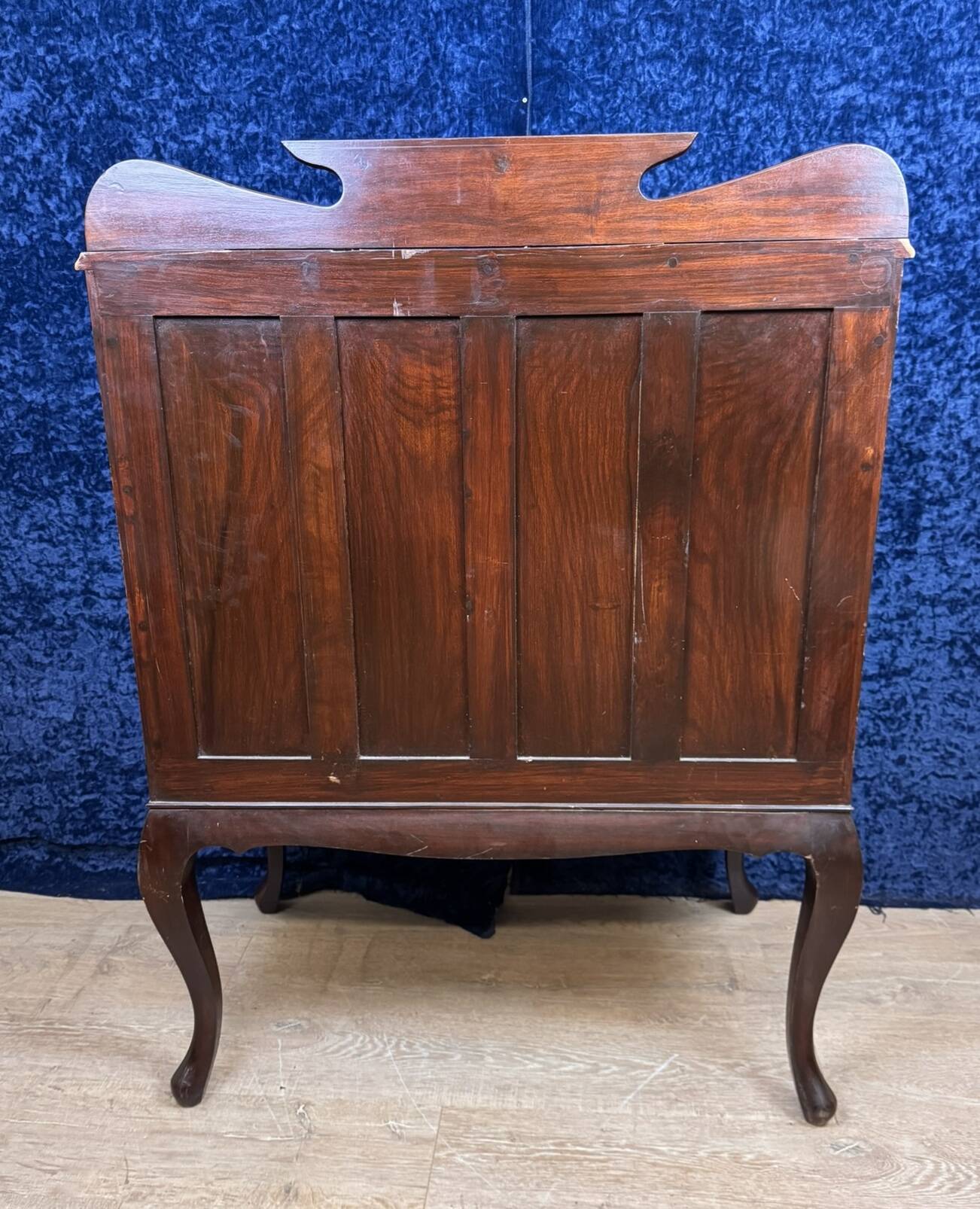 Cylinder desk in mahogany and inlaid marquetry circa 1900