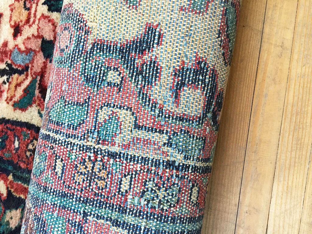 Tapis persan 221 x 162 cm