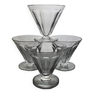 4 verres à vin blanc en cristal Baccarat modèle Rex